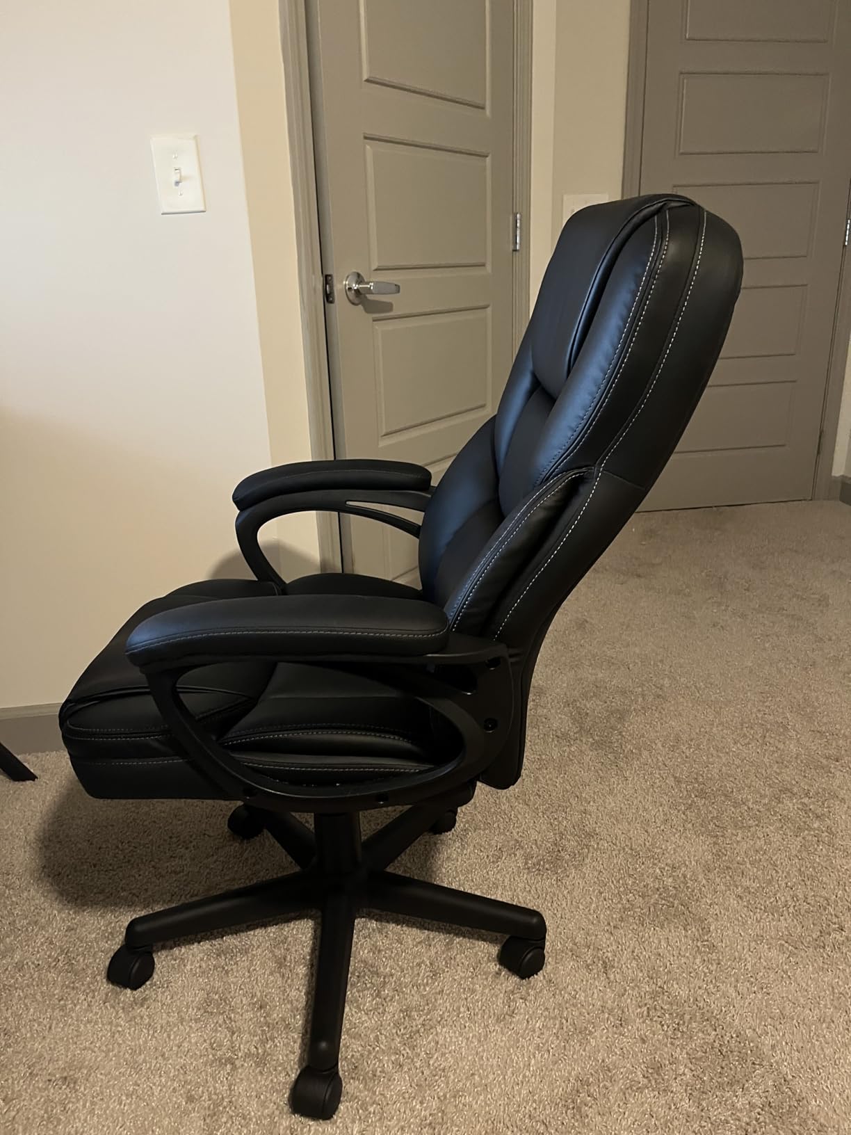 Furmax Office Executive Chair High Back Adjustable Managerial Home Desk Chair, Swivel Computer PU Leather Chair with Lumbar Support (1, Black) customer photo 2