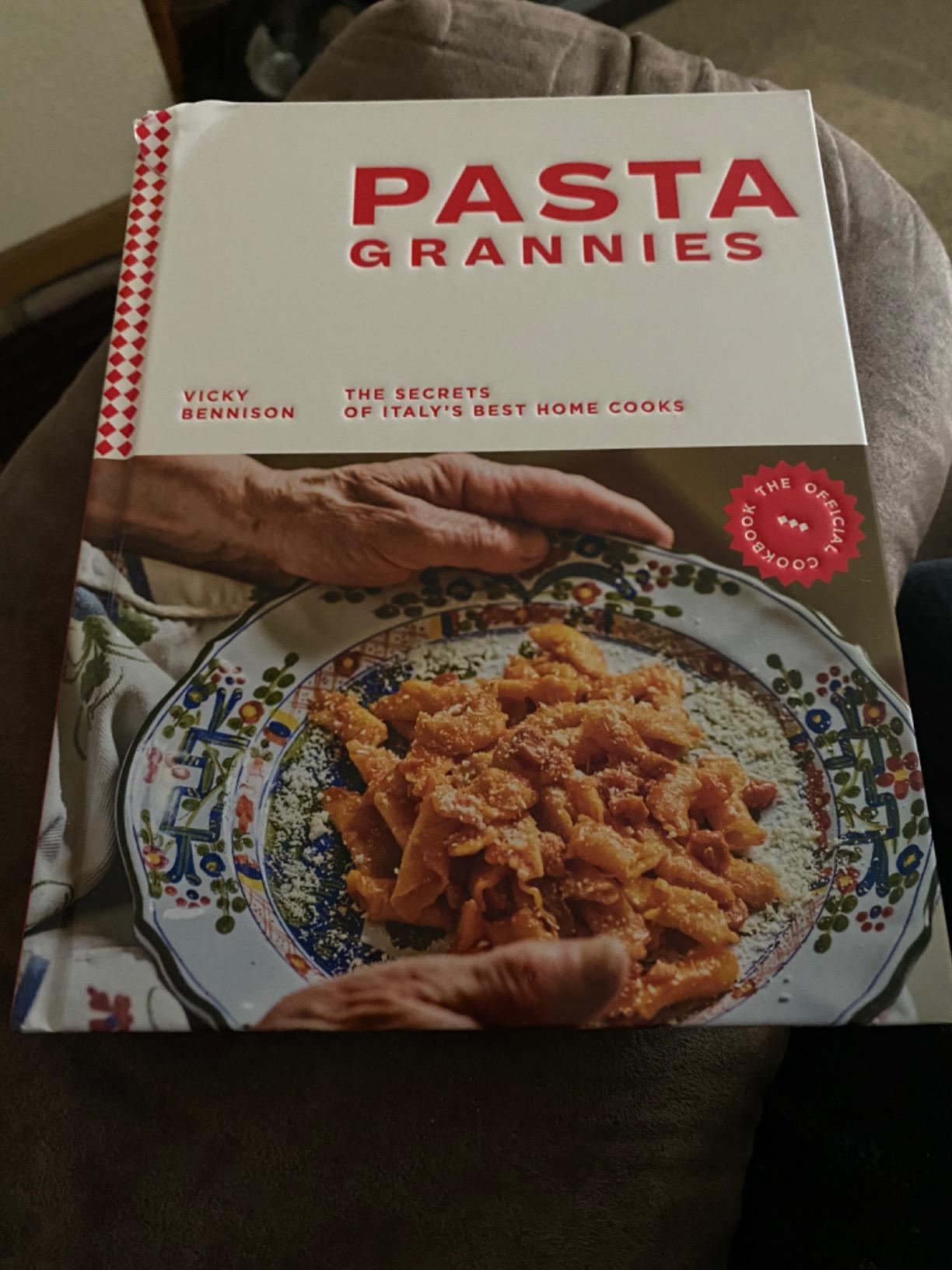 Pasta Grannies: The Official Cookbook: The Secrets of Italy's Best Home Cooks customer photo 2