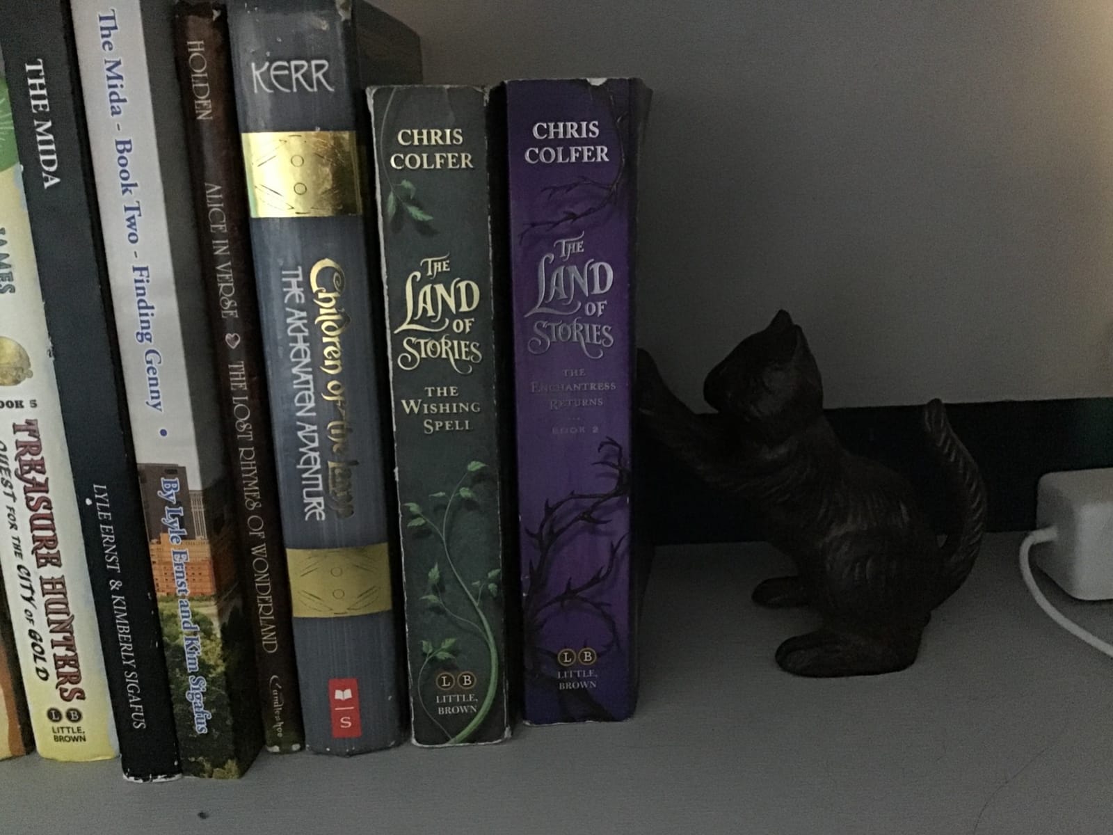 Ambipolar Cat Decorative Bookends, Unique Book Ends to Hold Books Heavy Duty for Office Desk, Vintage Antique Black Home Decor, Shelf Decoration, Modern Living Room Decor customer photo 2