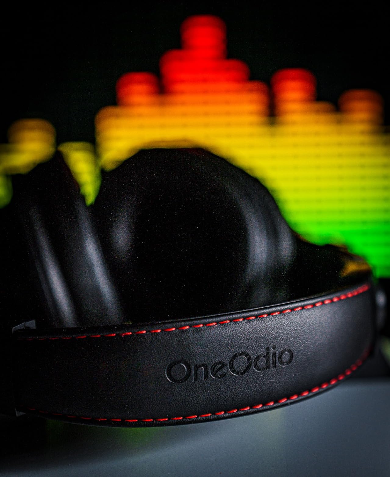 OneOdio A71 Hi-Res Wired Over-Ear Studio Headphones for DJ, Mixing - Red customer photo 1