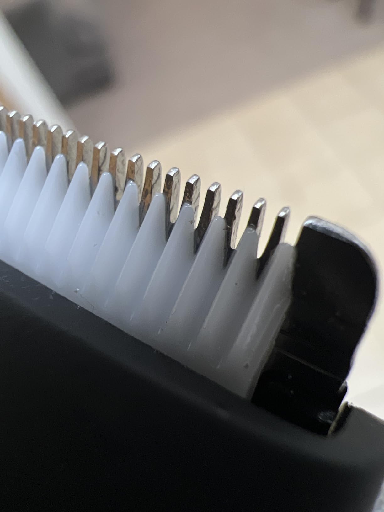 MERIDIAN The Trimmer Original | Body Hair Trimmer for Men & Women | Onyx customer photo 2