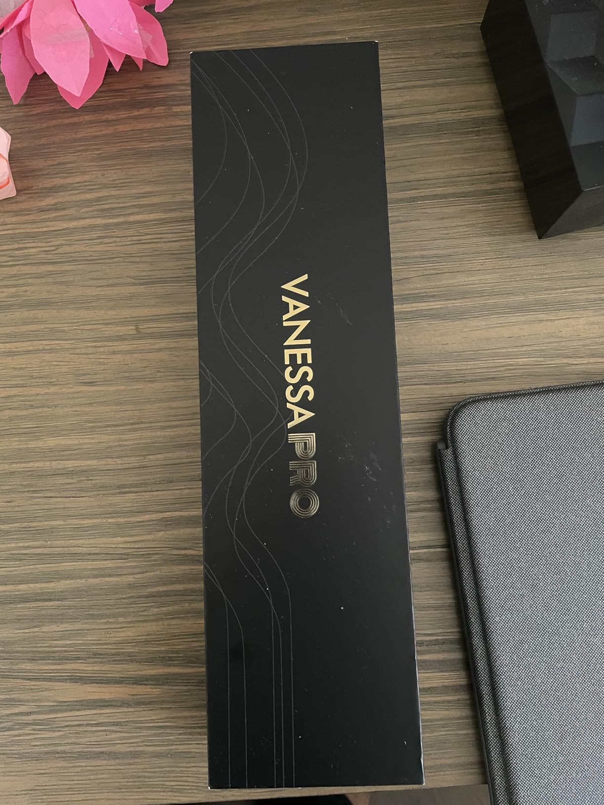 VANESSA PRO Titanium Flat Iron 1 Inch Hair Straightener for Smooth Results customer photo 1