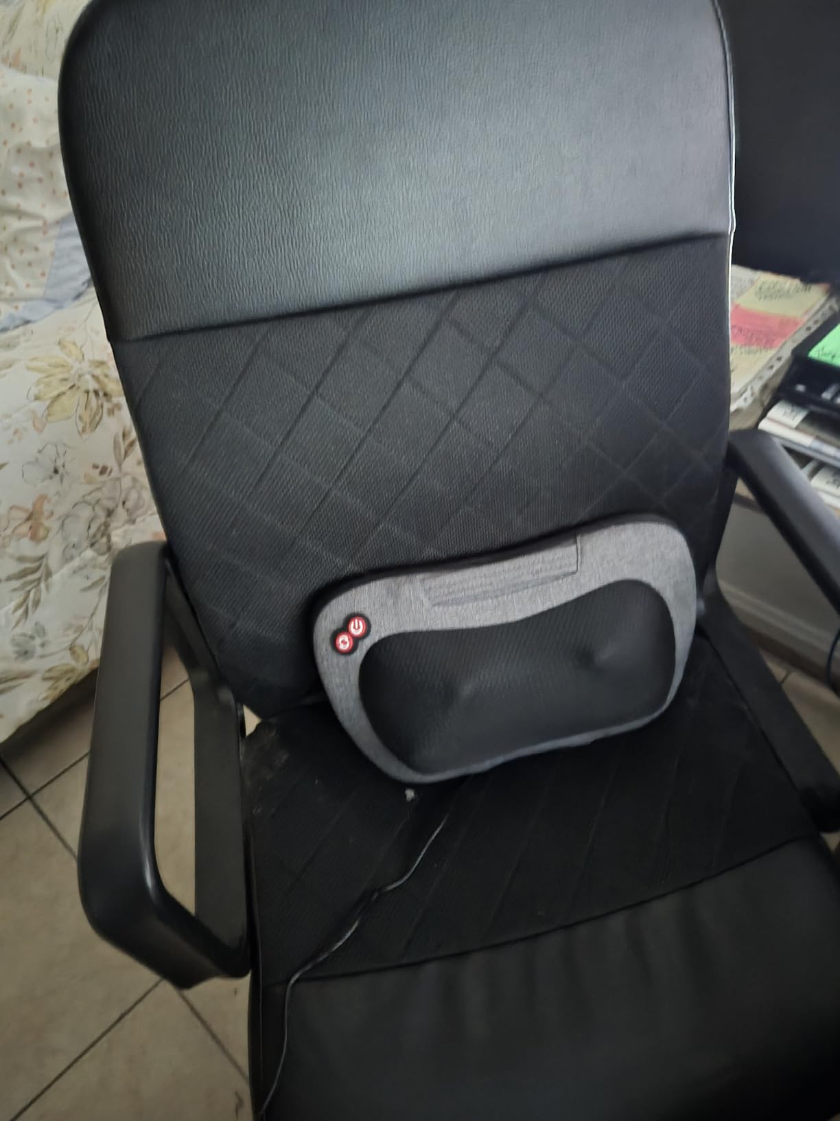 VIKTOR JURGEN Shiatsu Back Massager with Heat for Pain Relief, Gray customer photo 1