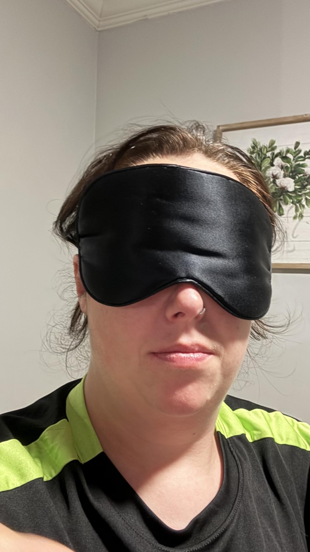 BeeVines 100% Mulberry Silk Sleep Mask, Light Blocking Eye Masks (2 Packs) customer photo 1