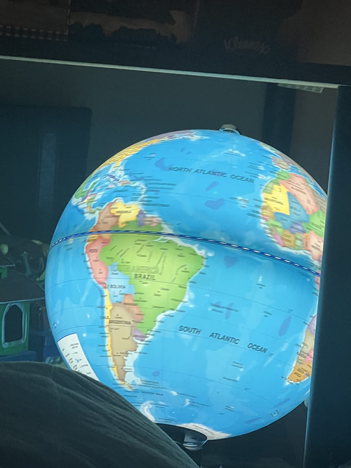 POOCCI 8-Inch Illuminated World Globe for Kids and Adults, Writable Political Map with LED Night Light, Magnifying Glass and Marker, Educational Globe for Home and Classroom customer photo 2