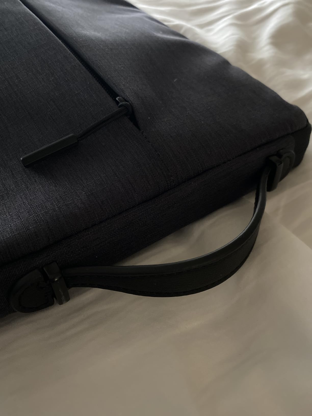 Lenovo Urban Laptop Sleeve 14 Inch for Laptop/ Notebook/Tablet Compatible with MacBook Air/Pro Water Resistant - Charcoal Grey customer photo 2