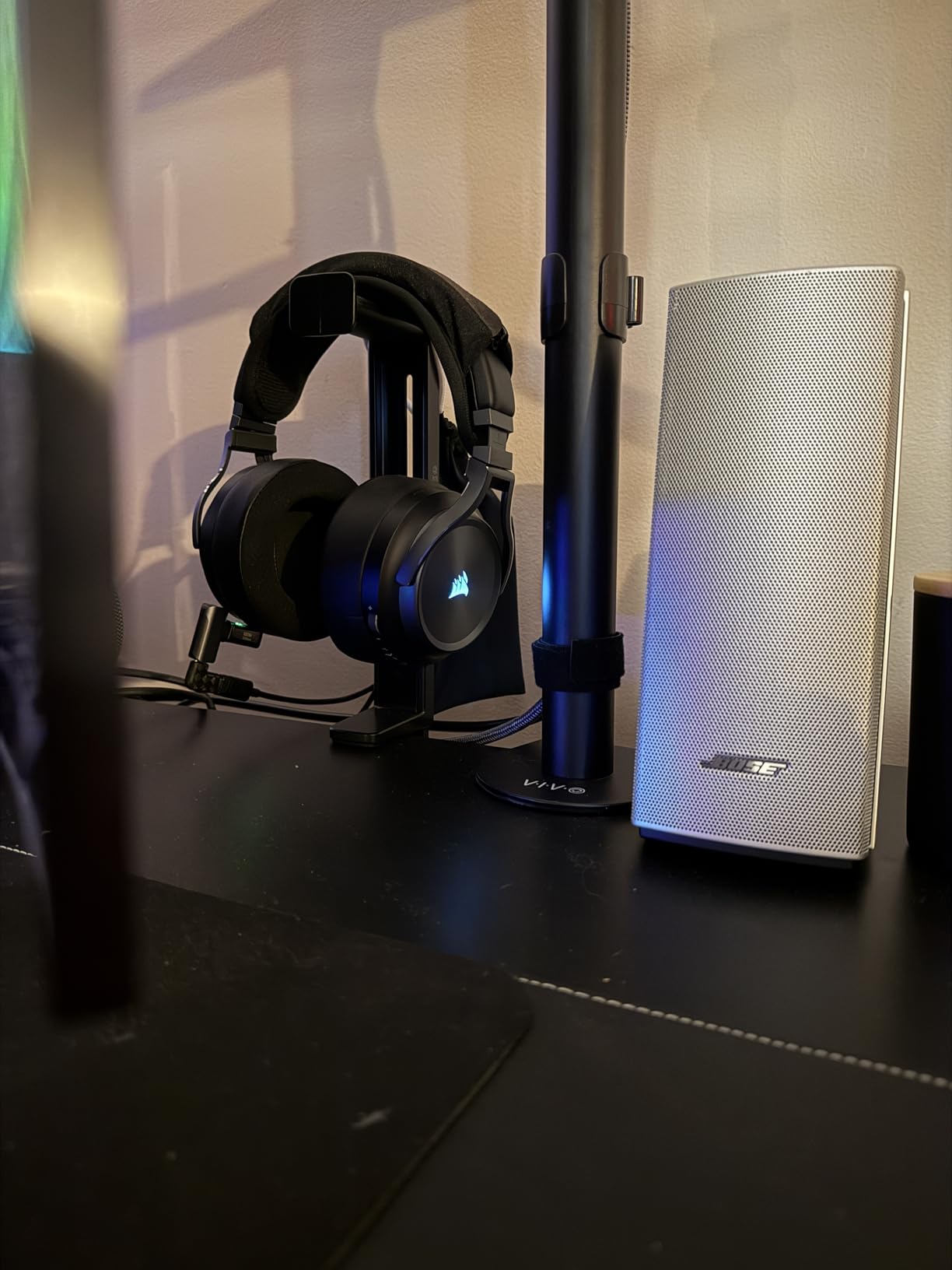 NEETTO HS906 Headphone Stand & Hanger 2 in 1, Above & Under Desk customer photo 1