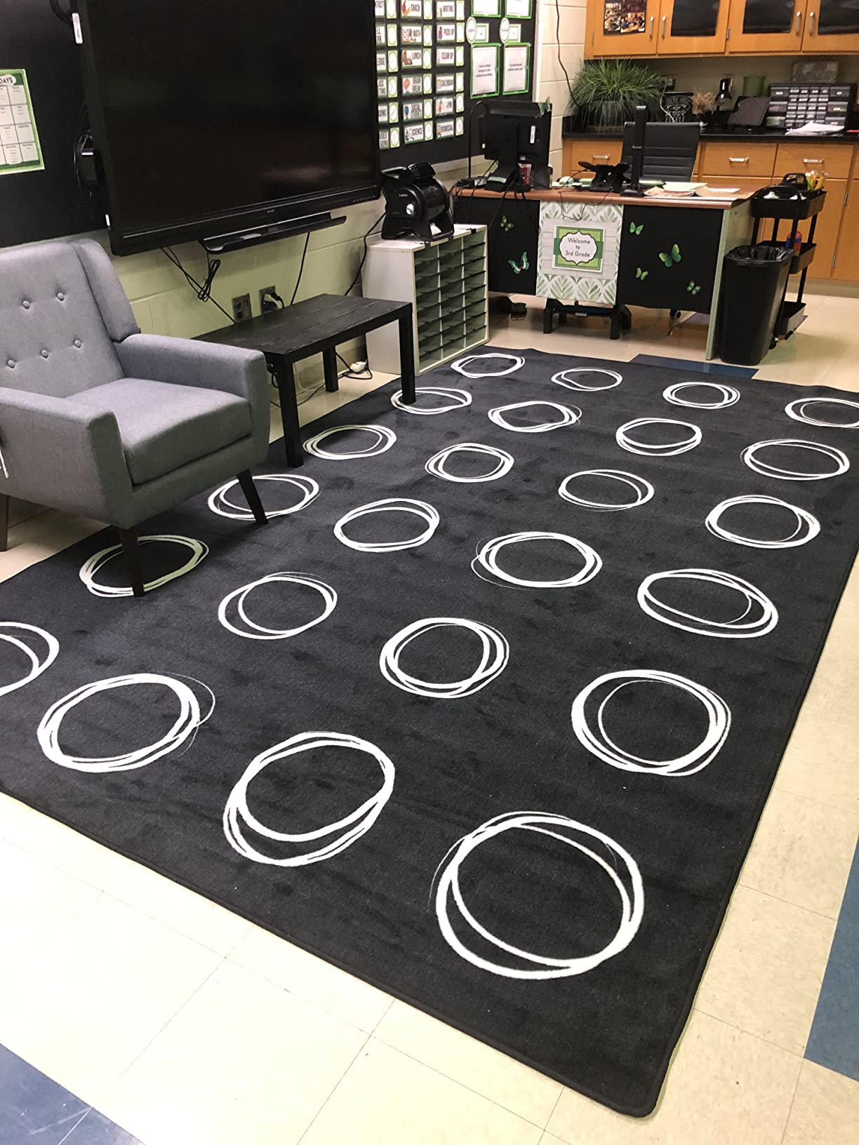 Flagship Carpets Circle Sampler Abstract Classroom Educational Area Rug for Kids and Teachers, Durable Quality for Schools, Preschool, Daycare, & Learning Centers, 7'6