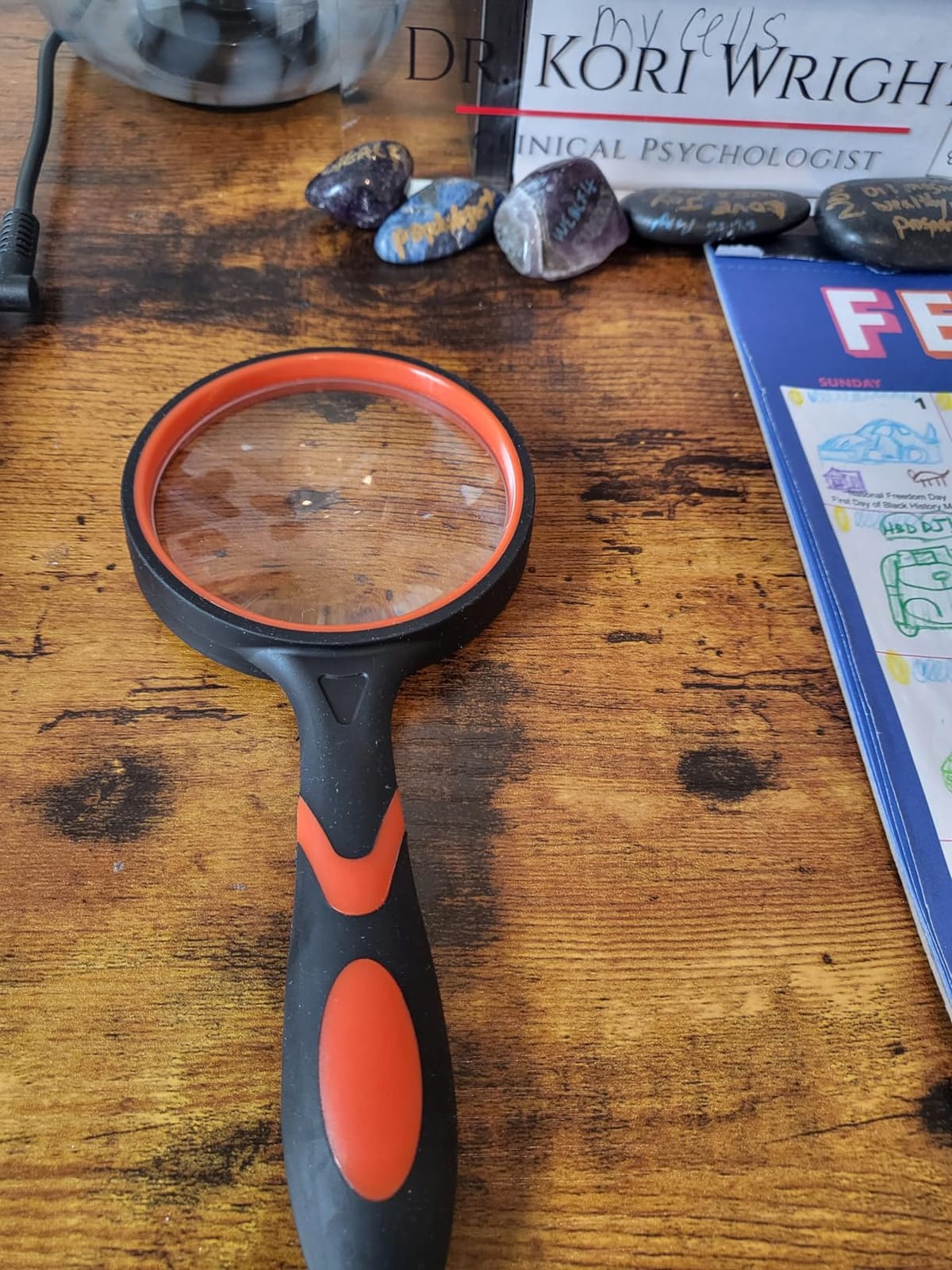 2-Set 75mm 10X Hand-Held Reading Magnifier with Non-Slip Rubber Grip, Good for Senior Users, Hobby Exploring & Scientific Activities customer photo 2