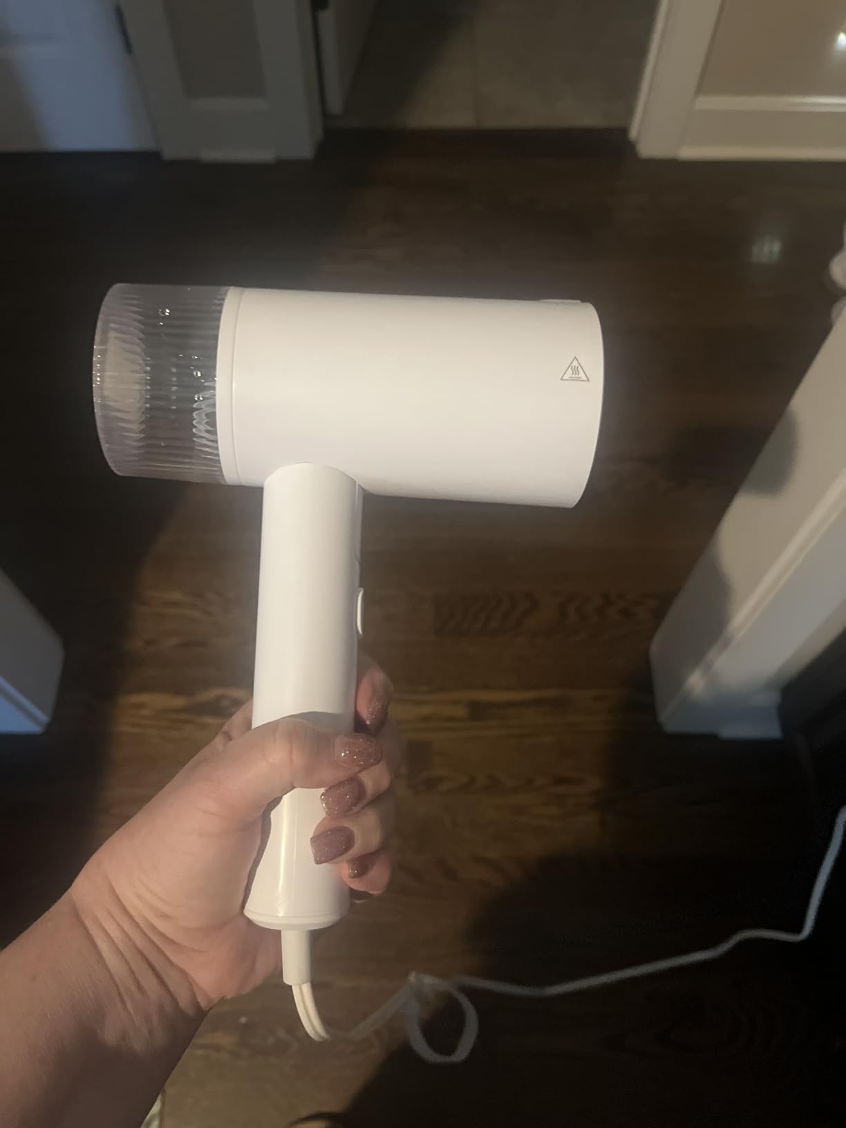 BEAUTURAL Travel Steamer for Clothes, Portable and Handheld, 1000W, White customer photo 1