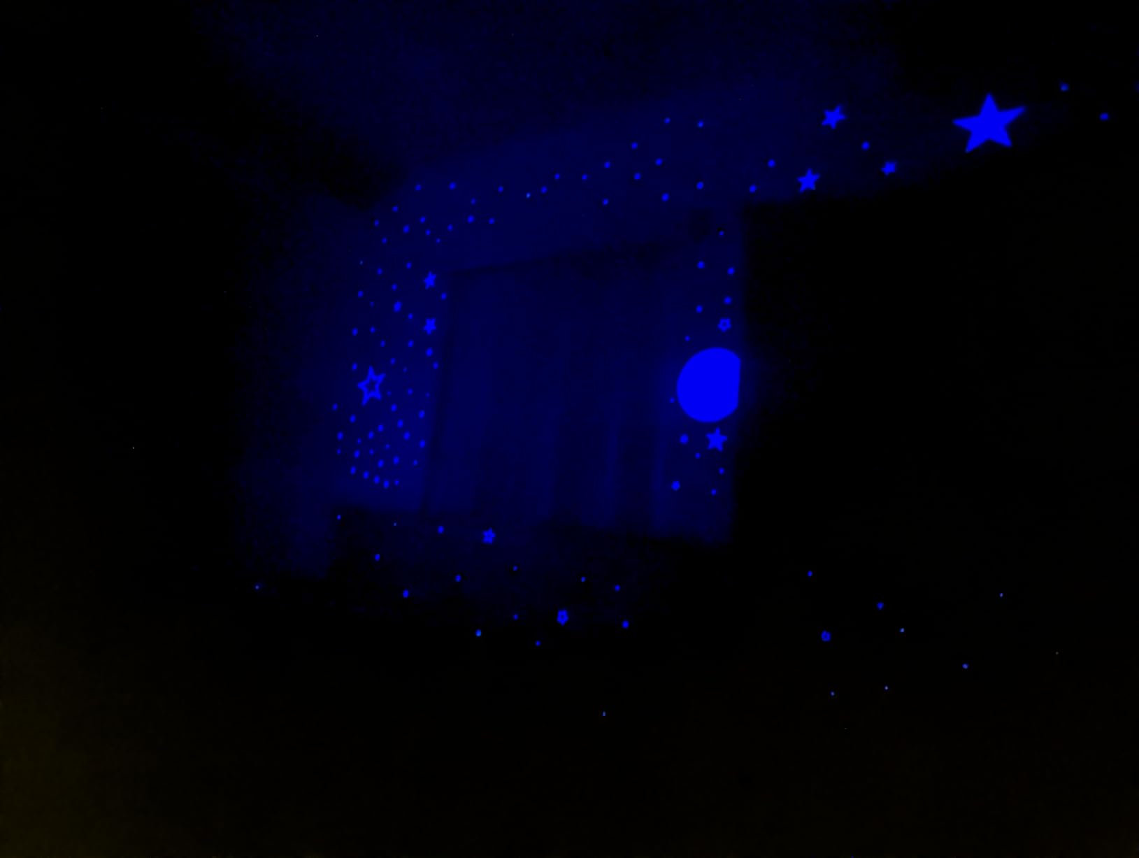 Glow in The Dark Stars for Ceiling,Glow in The Dark Stars and Moon Wall Decals,Ceiling Stars Glow in The Dark Kids Wall Decors Perfect for Kids Nursery Bedroom Living Room customer photo 1