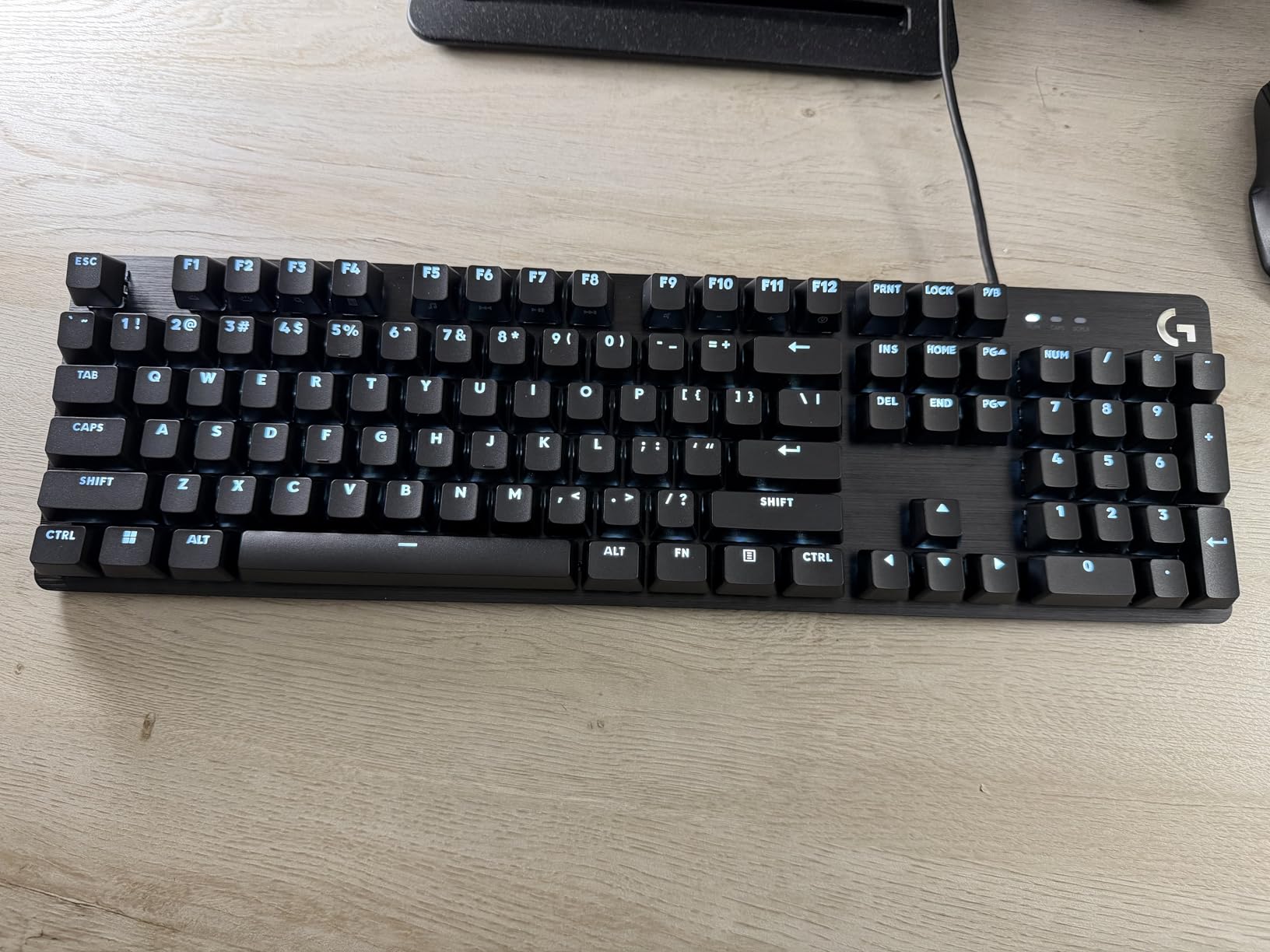 Logitech G413 SE Full-Size Mechanical Gaming Keyboard - Black customer photo 2