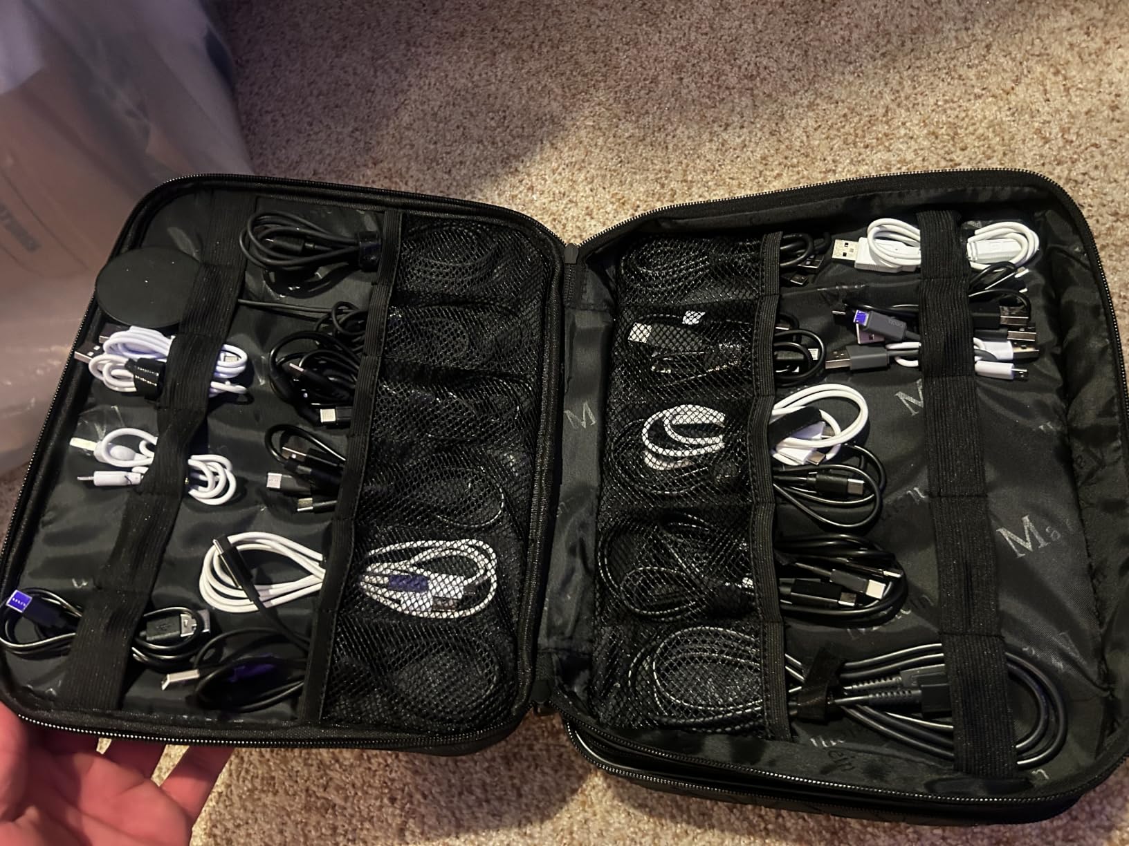 MATEIN Cable Organizer Bag, Travel Electronic Storage Cord Organizer Box customer photo 1