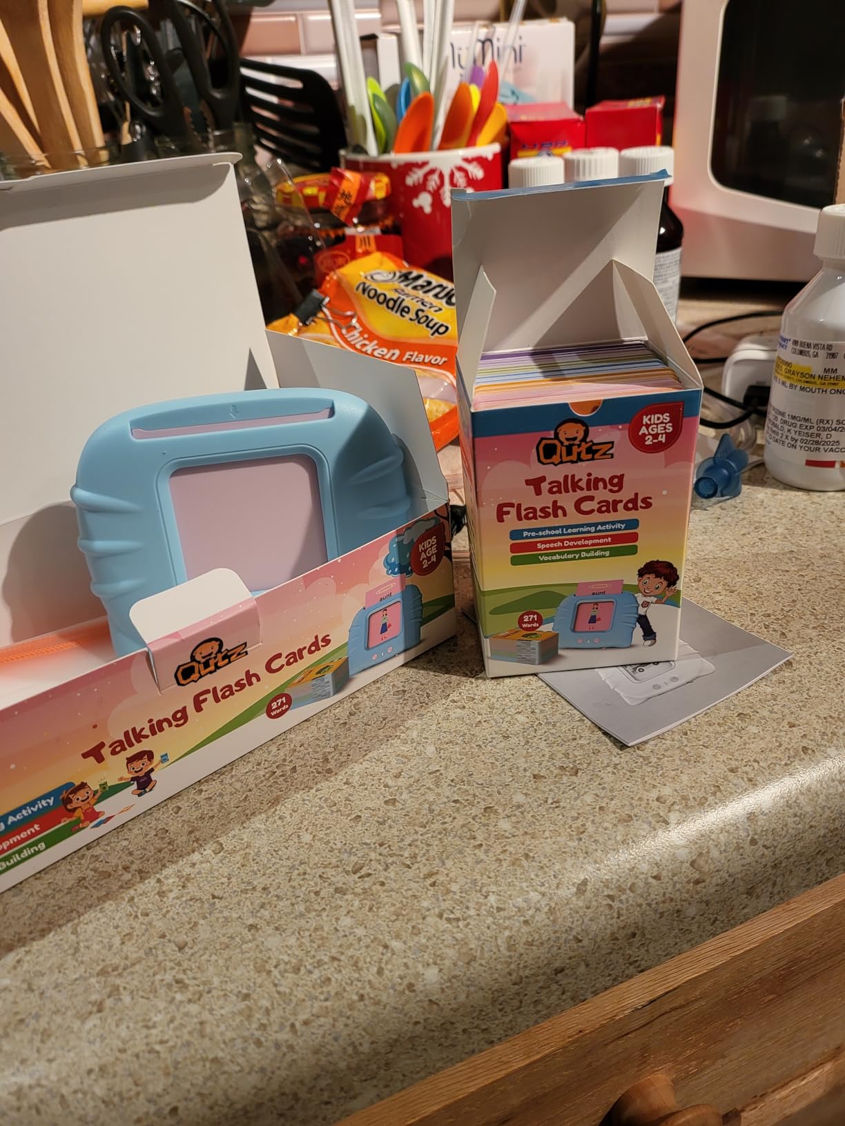 QuTZ Talking Flash Cards Toys with 224 Words for Kids 2-4 customer photo 1
