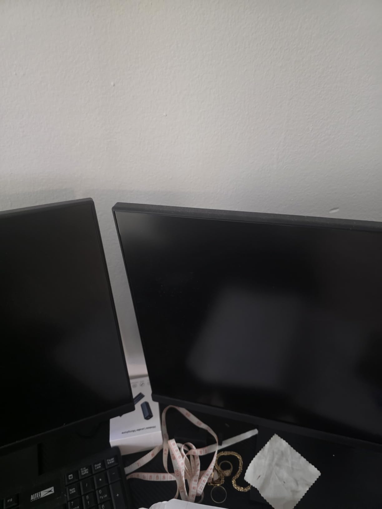 KOORUI 22 Inch Computer Monitor FHD 120Hz VA VESA Low Blue Light, E2212H | Adaptive Sync, 4000:1 Contrast Ratio, Ultra-Slim Display, HDMI 1.4/VGA, Tilt Adjust, Compact for Dorms, Study and Office customer photo 2