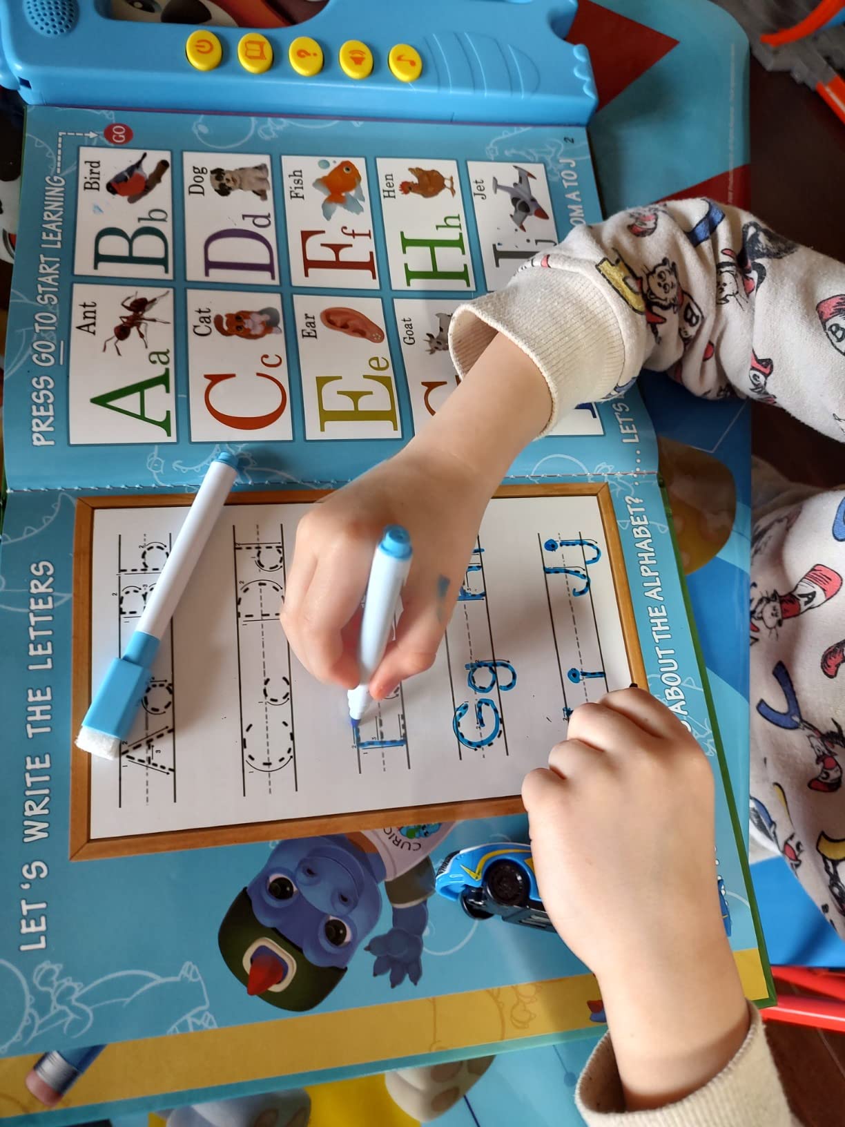 Curious 2 Learn ABC Learning for Toddlers | Learning Resources | English & Spanish Sound Book | Preschool Learning Activities | Educational Learning Toys | 4 Year Old Boy Birthday Gift customer photo 2