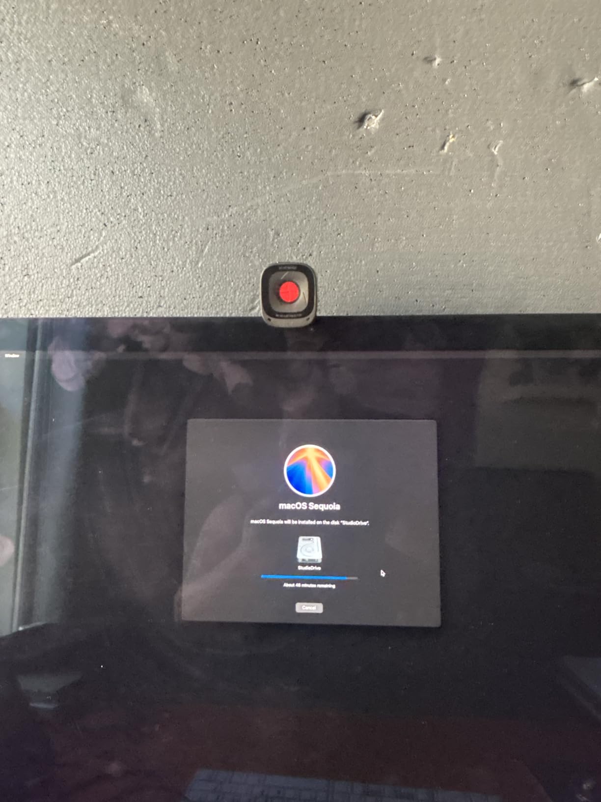 Anker PowerConf C200 2K Webcam for PC/Laptop/Mac, Low-Light Correction customer photo 2