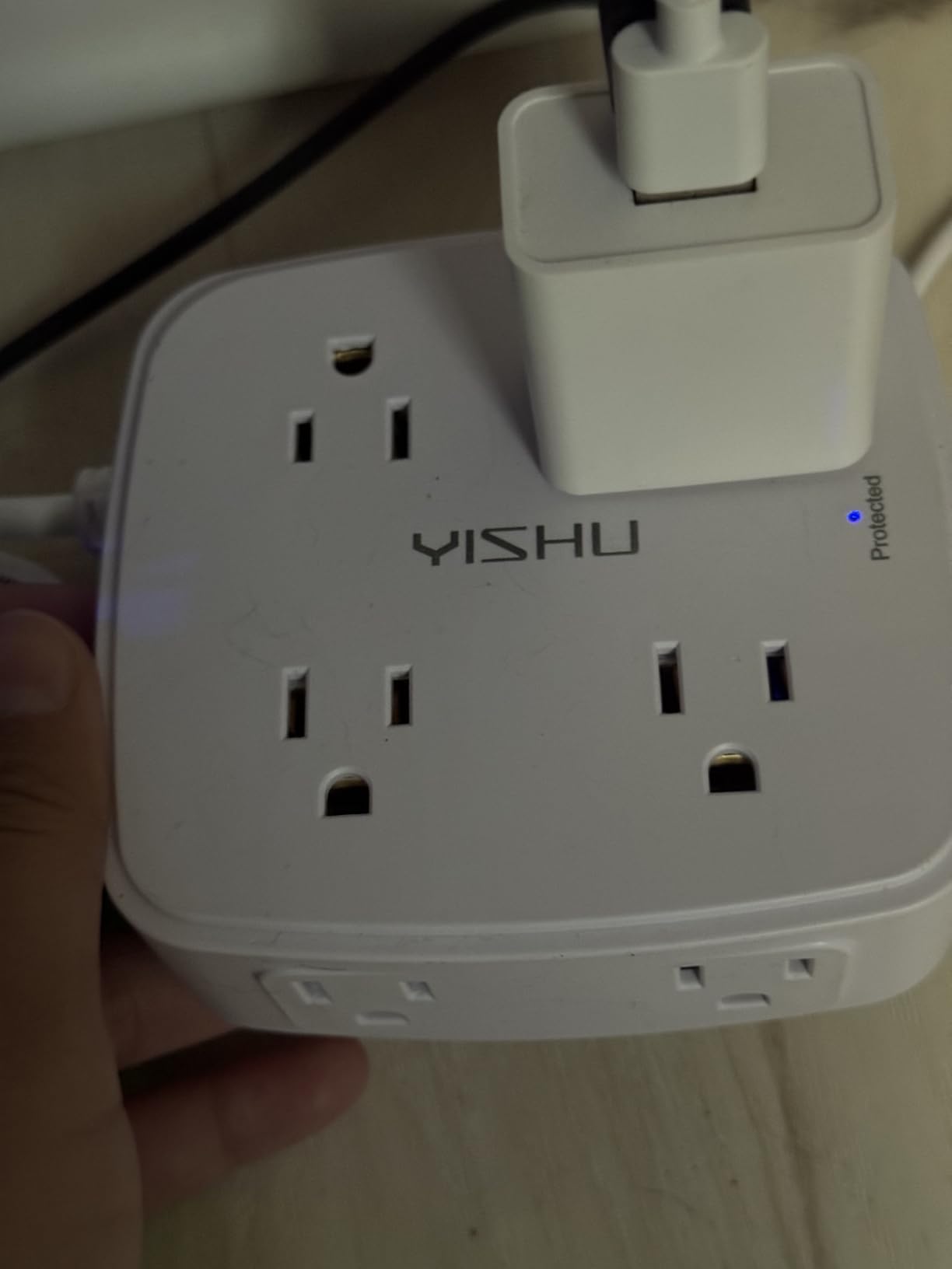 YISHU 6Ft Surge Protector Power Strip with 8 Widely Outlets & 4 USB Ports customer photo 1