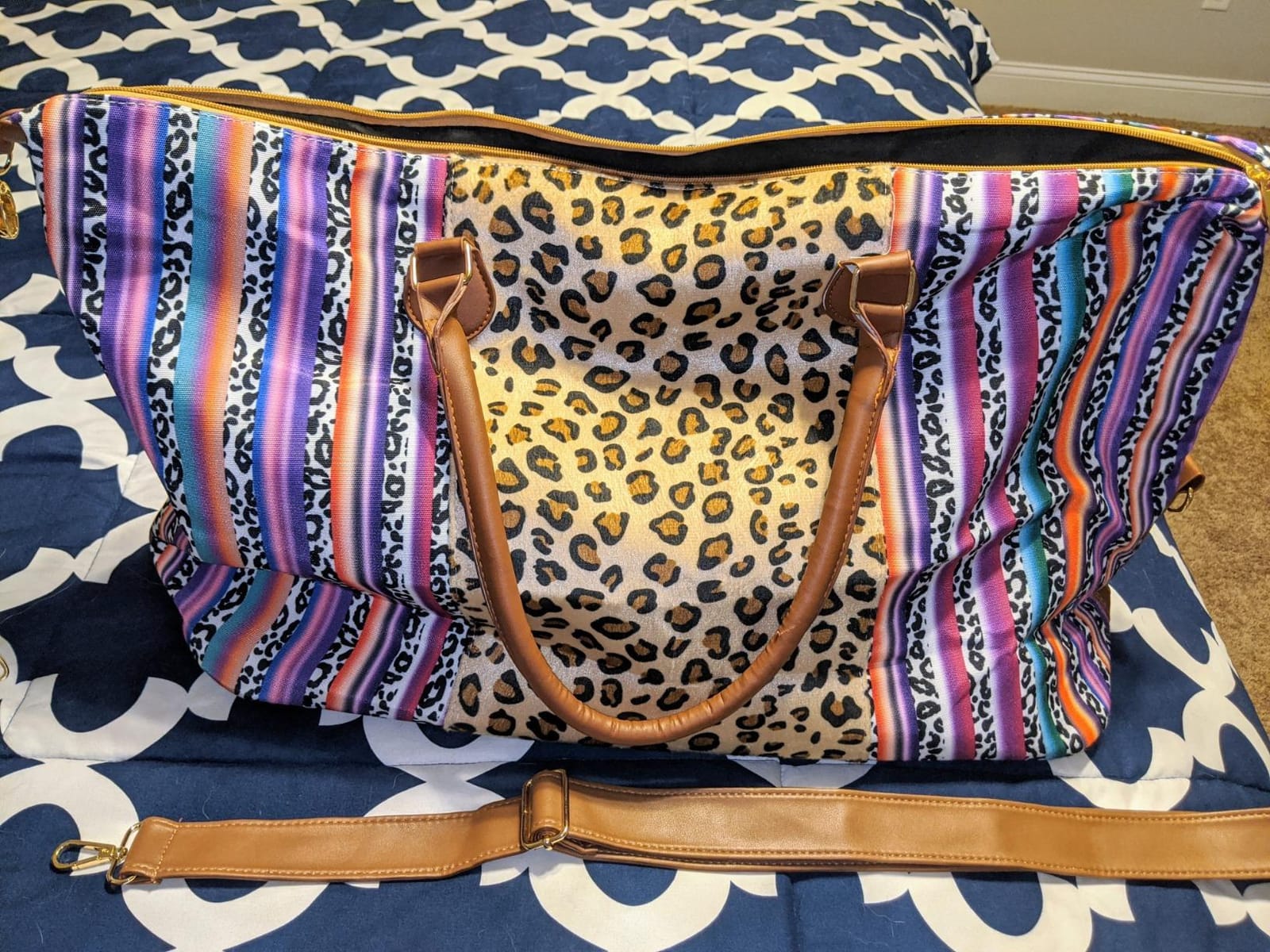 Weekender Bag Duffle Bag For Women Large Travel Tote Bag Overnight Weekend Bags With Shoulder Strap Cow Leopard Atzec… customer photo 2