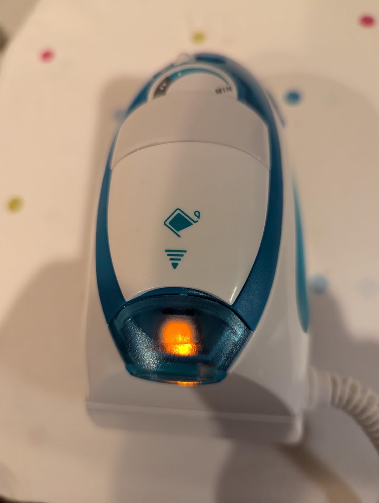 Sunbeam Travel Steam Iron, 1080 Watt, Dual Voltage 120/240, Compact Size, Portable, Non-Stick Soleplate, Soft Touch Handle, Horizontal or Vertical Use, Travel Bag, White and Teal customer photo 2