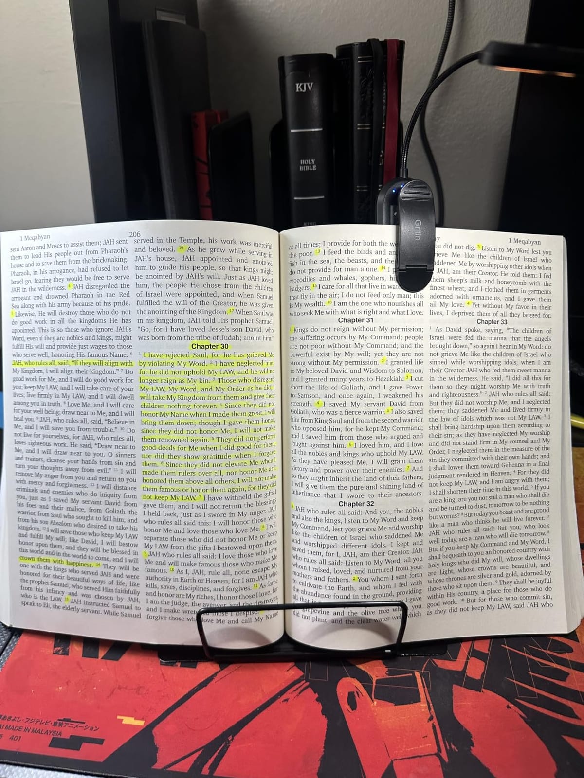 Camelmother Metal Book Holder Adjustable Book Stand for Reading customer photo 1