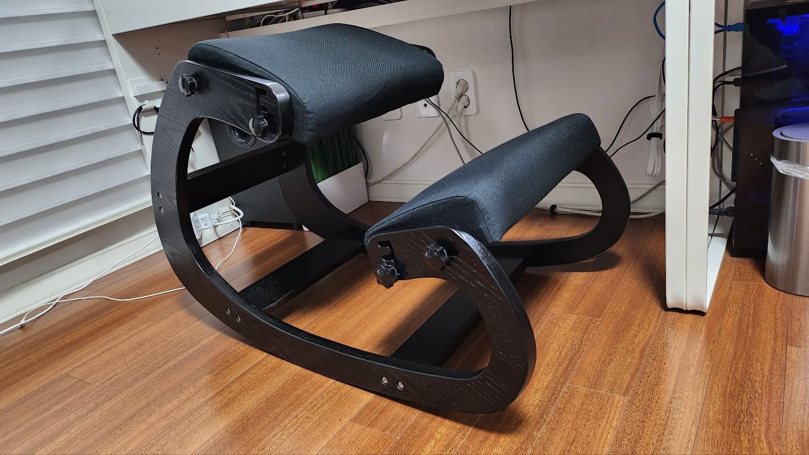 NYPOT Ergonomic Kneeling Chair with Adjustable Seats - Knee Chair for Posture Correction & Kneel Rocking Stool for Desk - Back Pain Relief for Home and Office, Supports 250 pounds - 5 Years Warranty customer photo 1