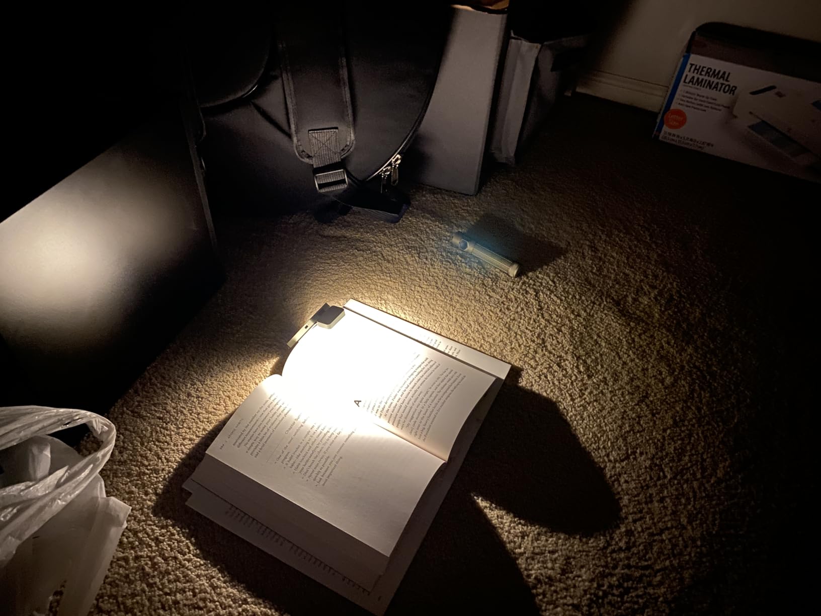 86lux Book Light, Rechargeable Clip-On LED Reading Light for Bed customer photo 2