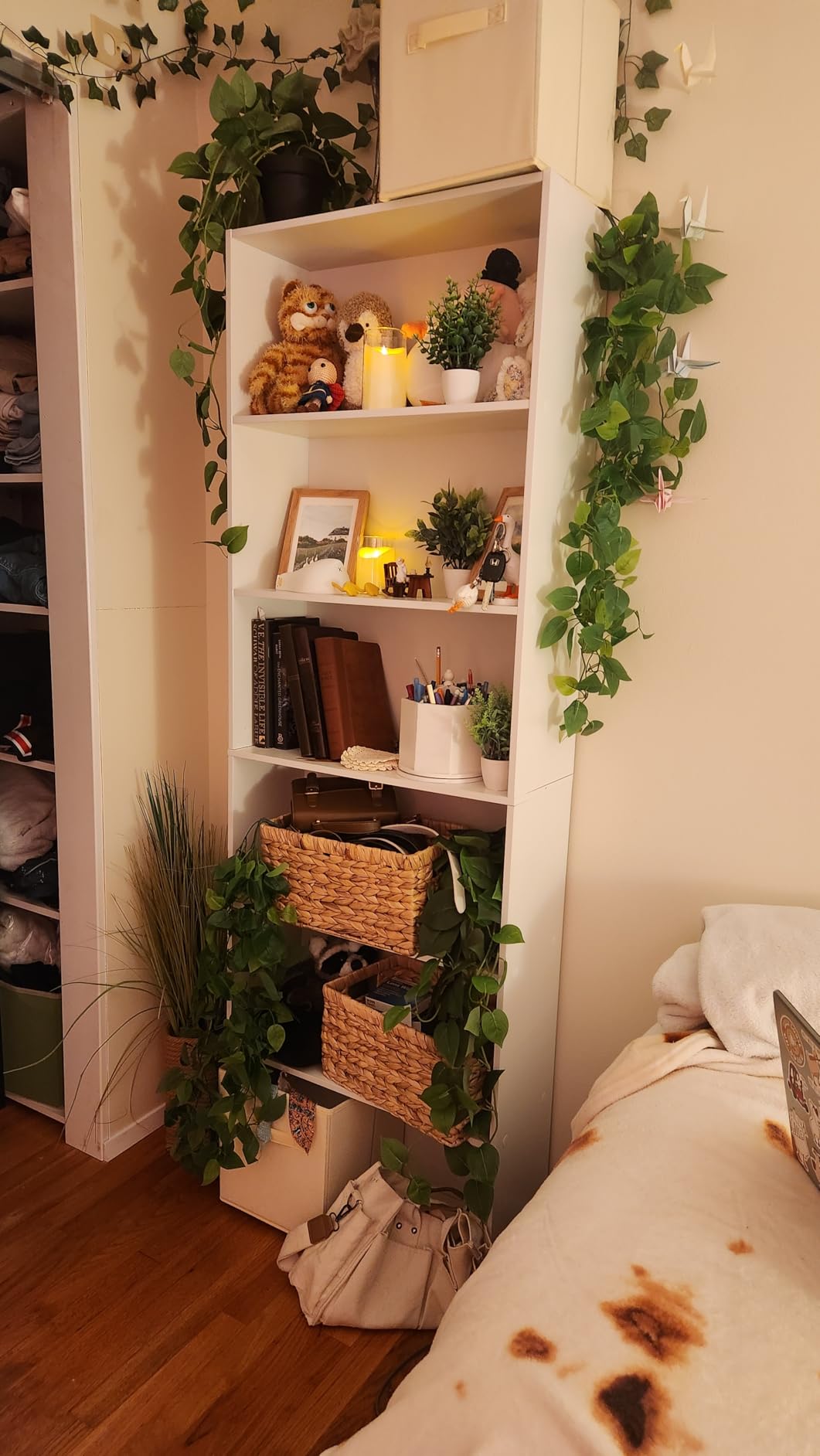 FOTOSOK 6 Tier Tall Bookshelf and Bookcase with Open Display Shelves, White customer photo 1