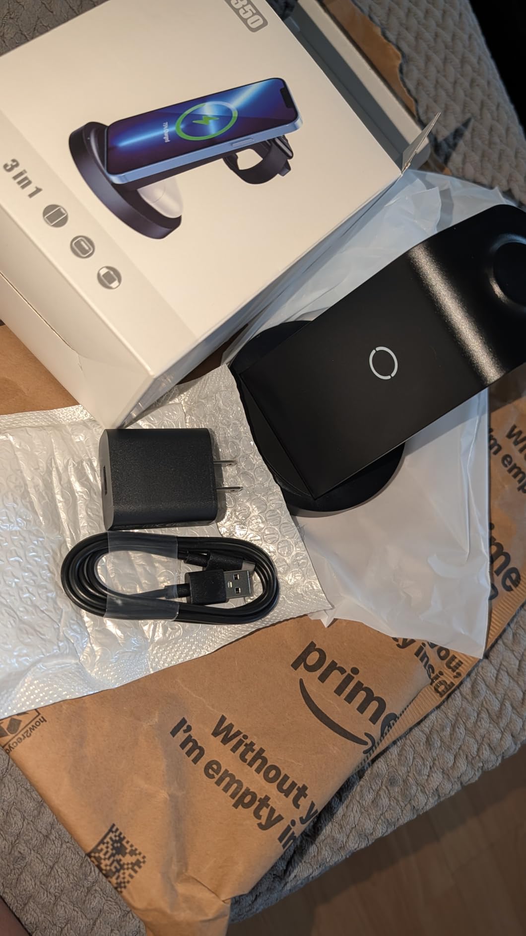 Anlmz 3 in 1 Charging Station - Wireless Charger for Apple Multiple Devices customer photo 1
