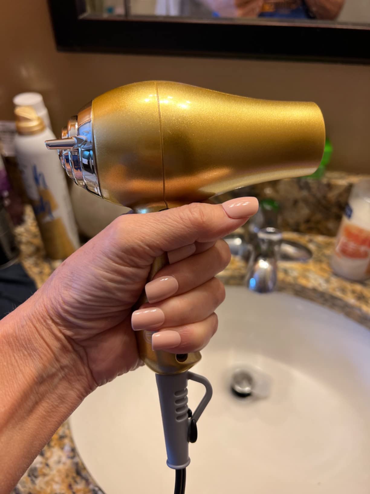 Travel Hair Dryer 1200W, Dual Voltage 125/250V, Foldable, Lightweight customer photo 2
