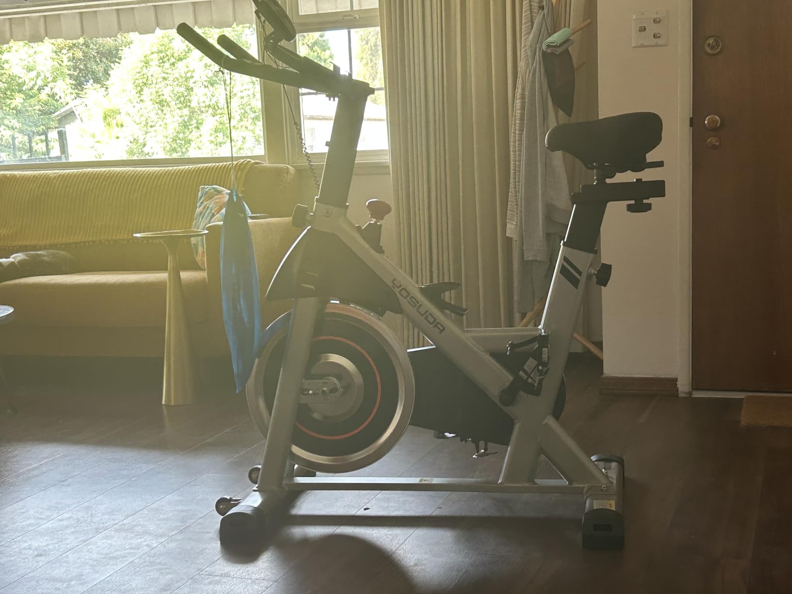 YOSUDA Exercise Bike, Magnetic Friction Stationary Bike with App Training customer photo 2