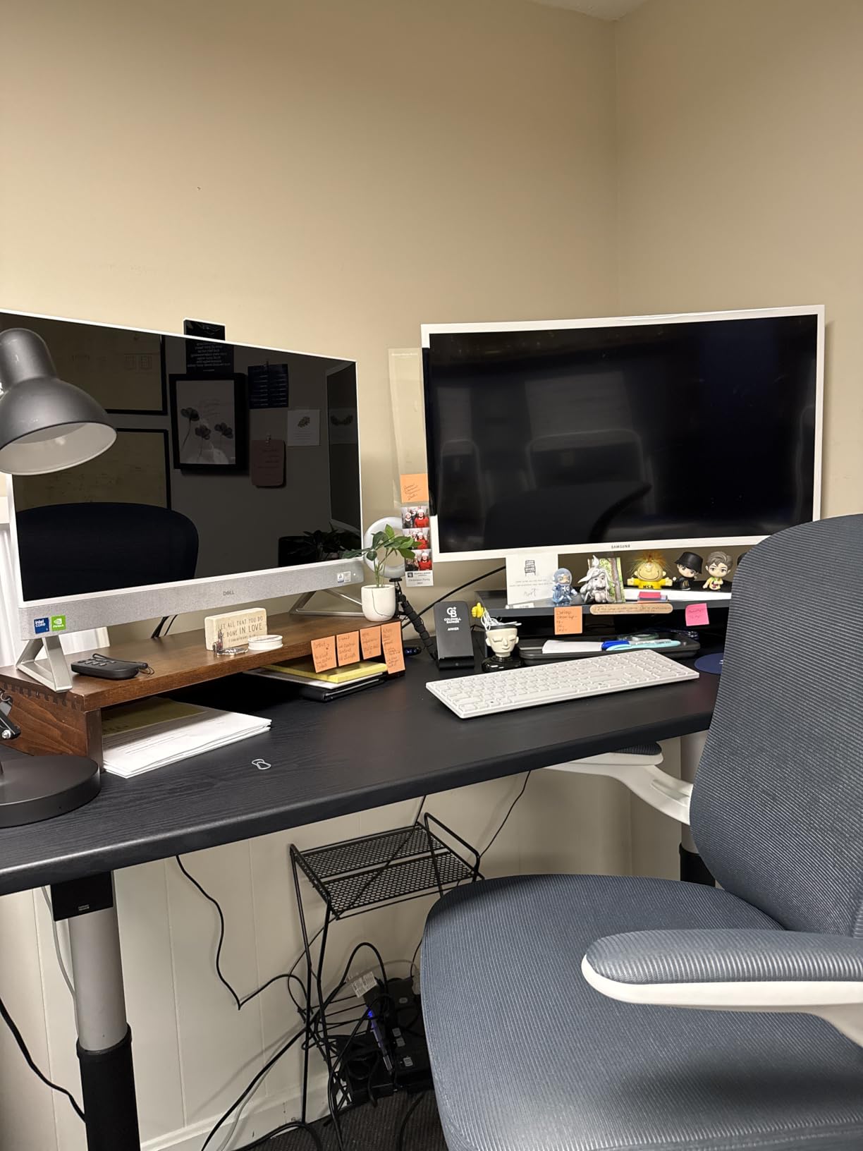 Drafting Chair, Tall Office Chair with Flip-up Armrests Executive Ergonomic Computer Standing Desk Chair, Office Drafting Chair with Lumbar Support and Adjustable Footrest Ring customer photo 1