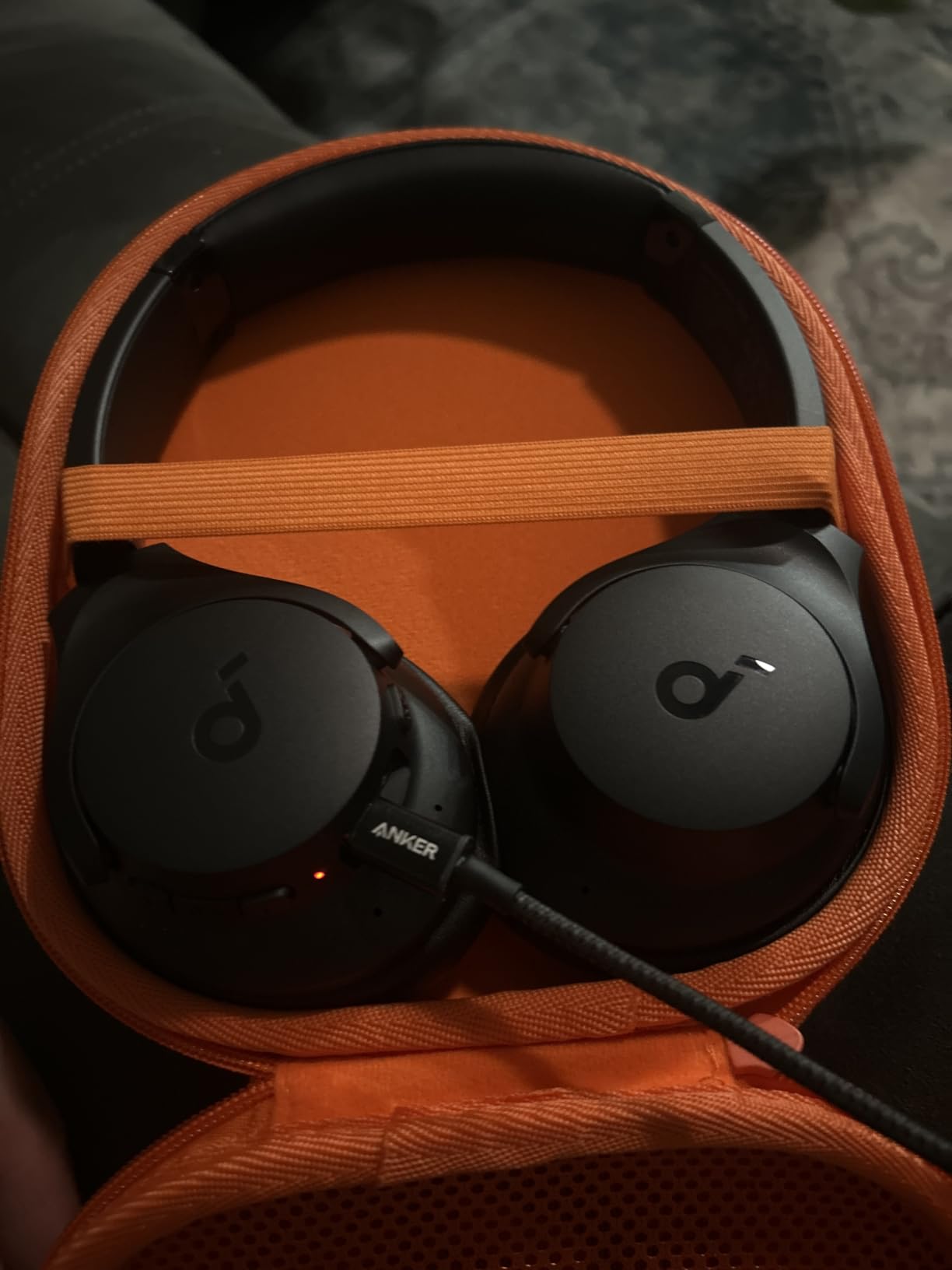 Soundcore by Anker Q20i Hybrid Active Noise Cancelling Headphones, Black customer photo 2