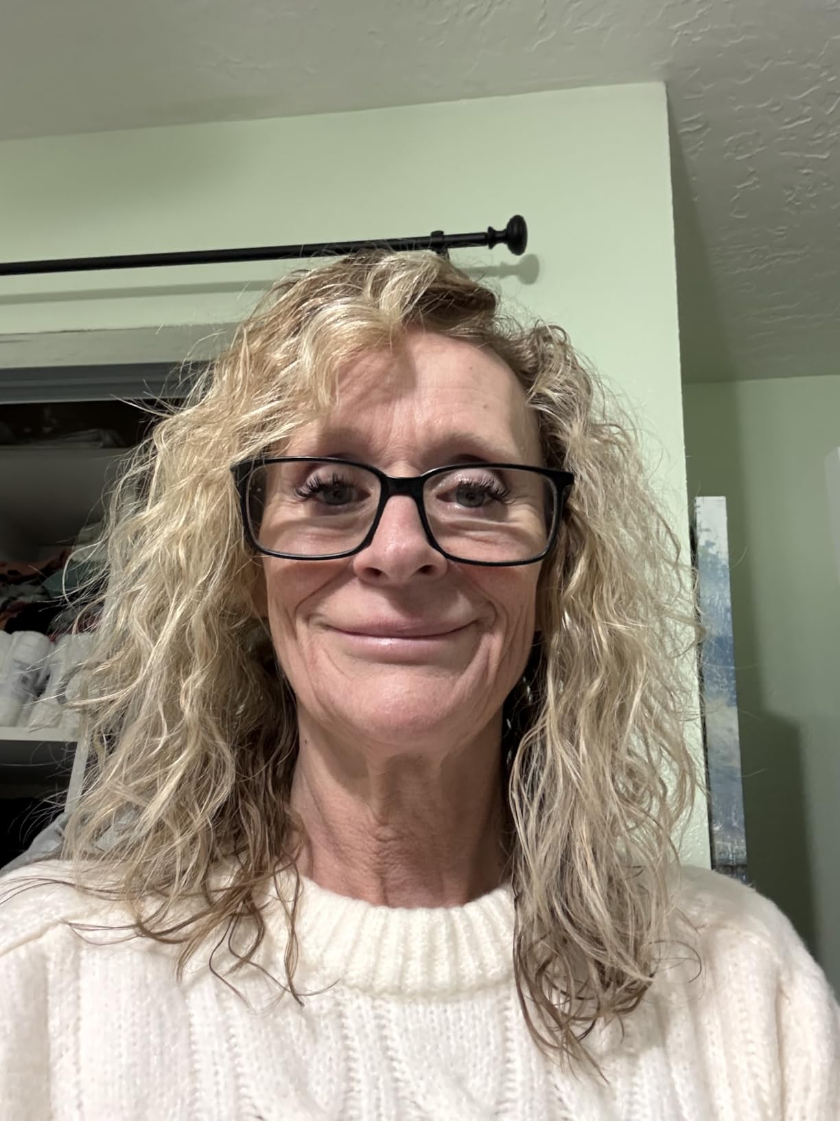 ELLA BELLA® Ionic Hair Dryer with Diffuser - Negative Ion Blow Dryer, Quiet customer photo 2