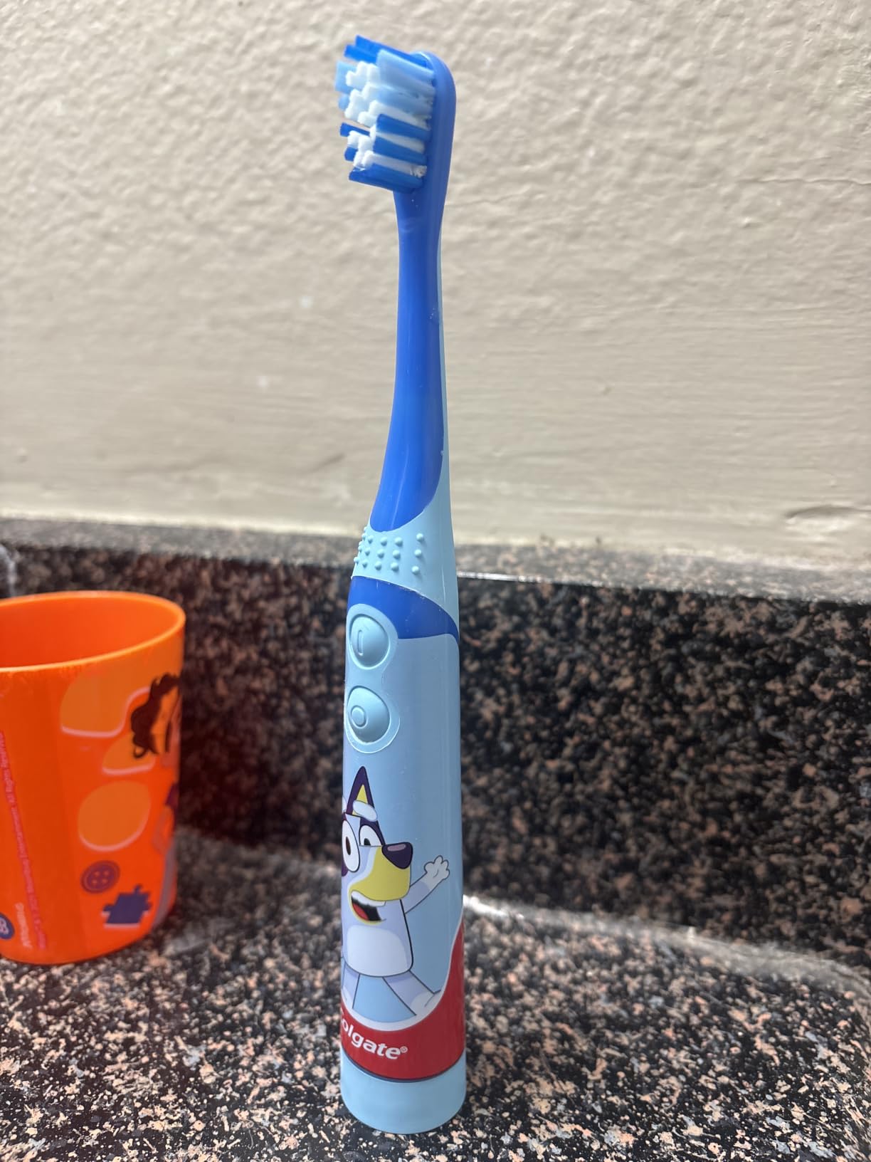 Colgate Kids Battery Powered Minecraft Toothbrush, Extra Soft customer photo 1
