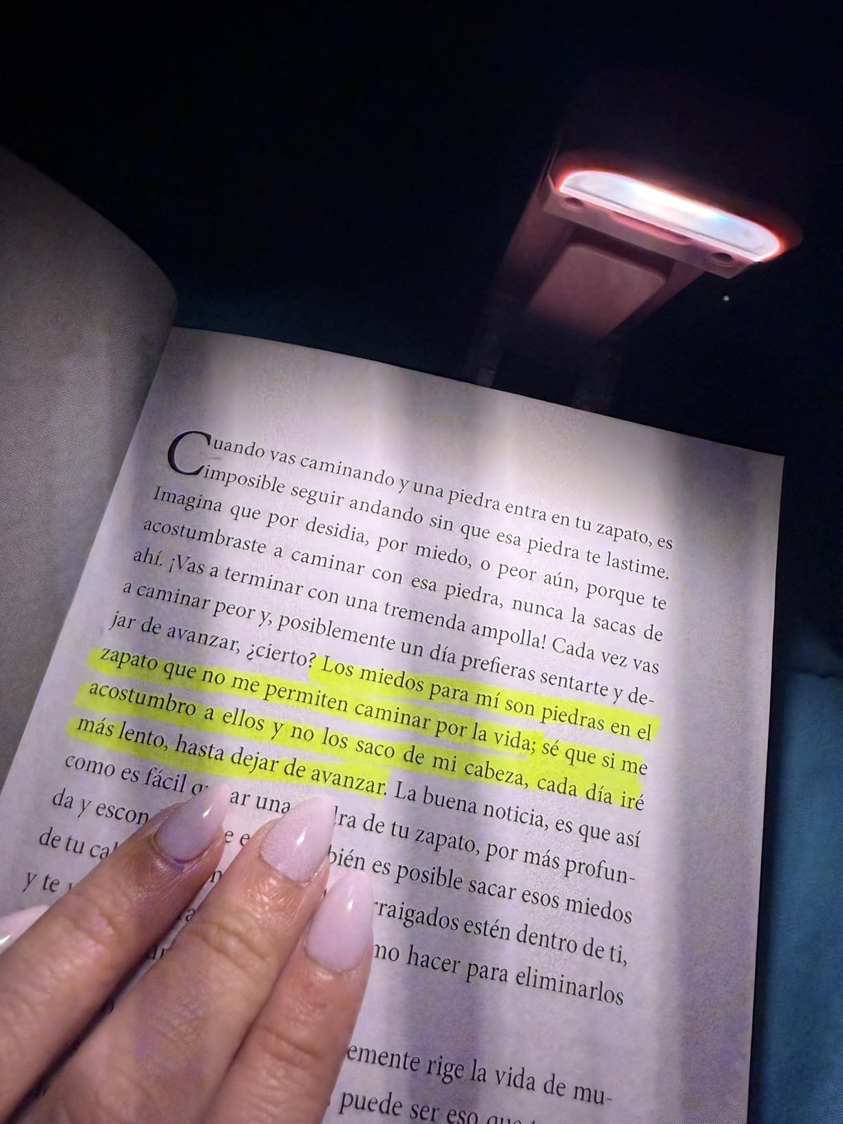 HIONXMGA Book Light,Rechargeable Reading Light for Books in Bed at Night customer photo 2