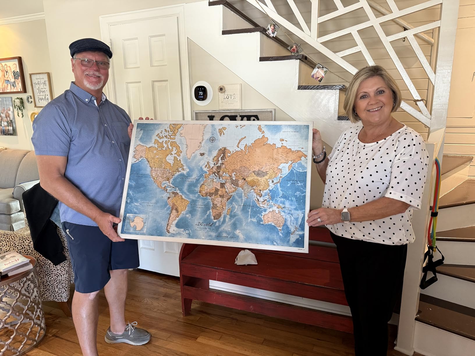 Canvas World Map with Cork Pin Board - English Lettering - Decorative Wall Decoration for All Rooms - Canvas Pictures with World Map Motif (70x50 cm, Pattern 20) customer photo 1