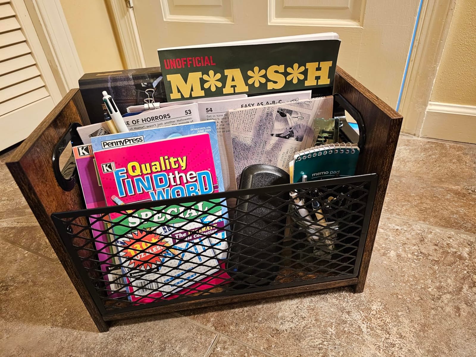 YINMIT Magazine Holder, Large Magazine Rack Floor, Book Storage Basket customer photo 1
