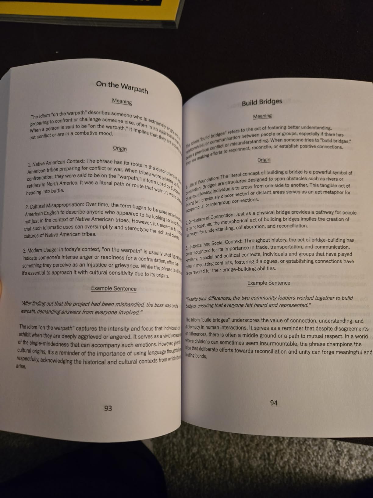 IDIOMS Origins & Meanings: A Dictionary of Popular Sayings, Phrases & Expressions: Etymology of the Study and History behind 'Why Do We Say That' (A ... Collection - IDIOMS: Origins & Meanings) customer photo 2