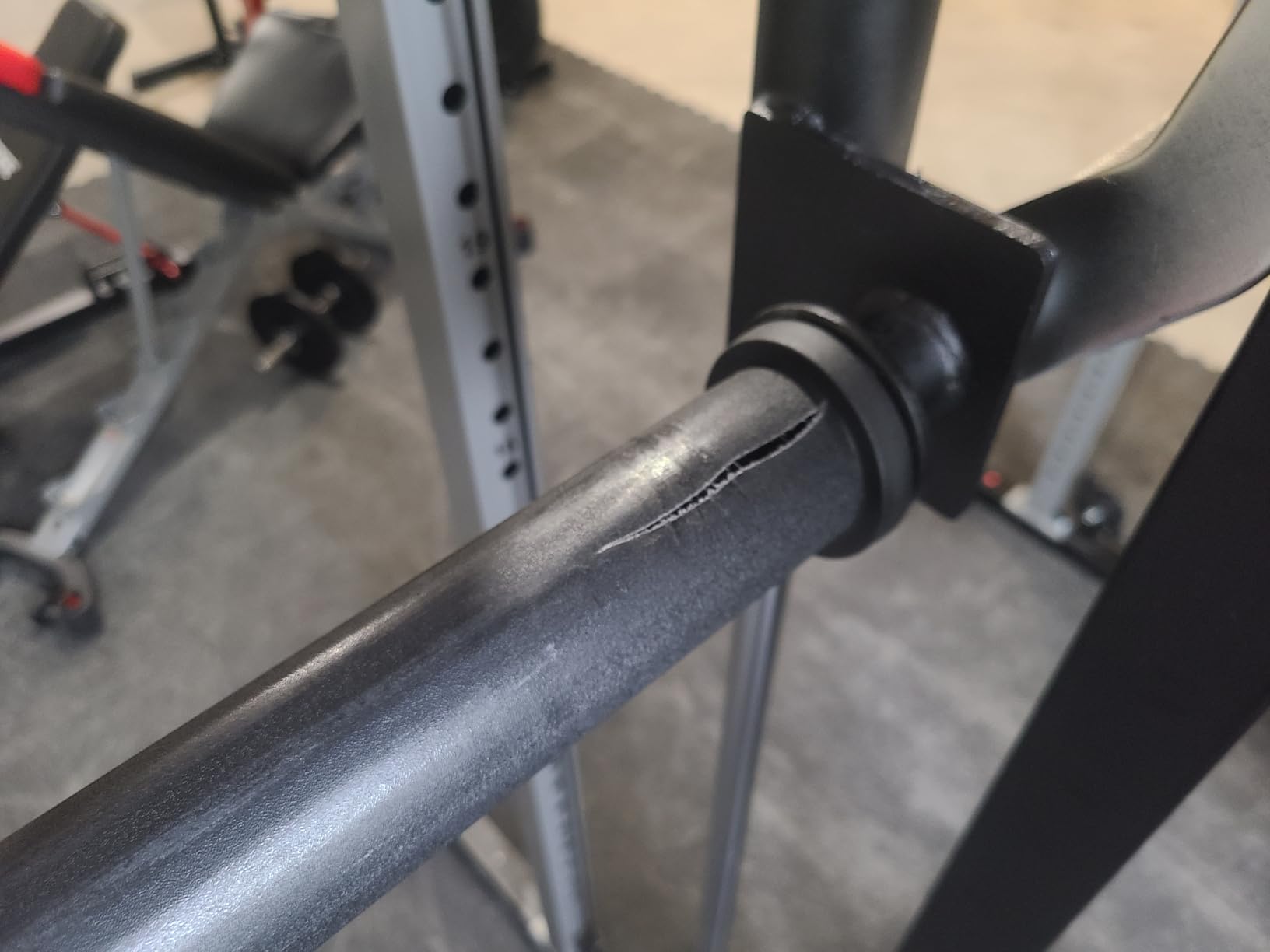 Smith Machine, Multifunctional Power Cage Rack with Smith Bar and Cable Pulley System, and LAT Pull Down Machine for Home Gym… customer photo 2