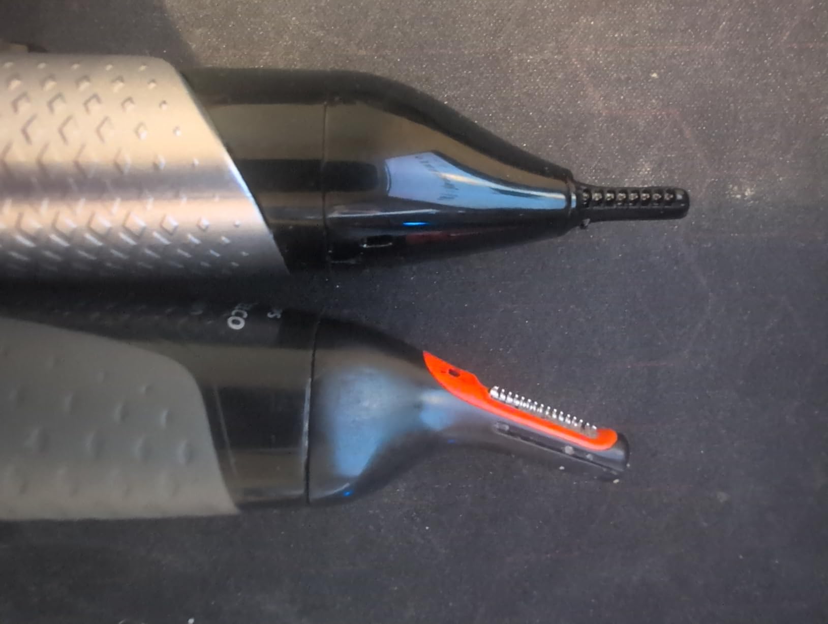 Norelco Philips Nose Trimmer 5000 for Nose, Ears, Eyebrows & Details customer photo 2
