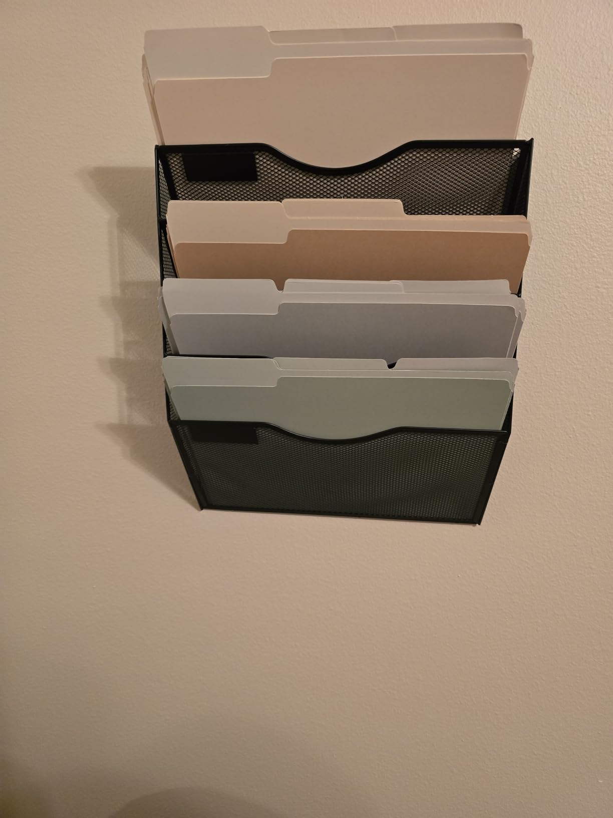 Kuntine.B Wall File Organizer Office Hanging Magazine Holder Wall File Organizer for Office Home customer photo 1