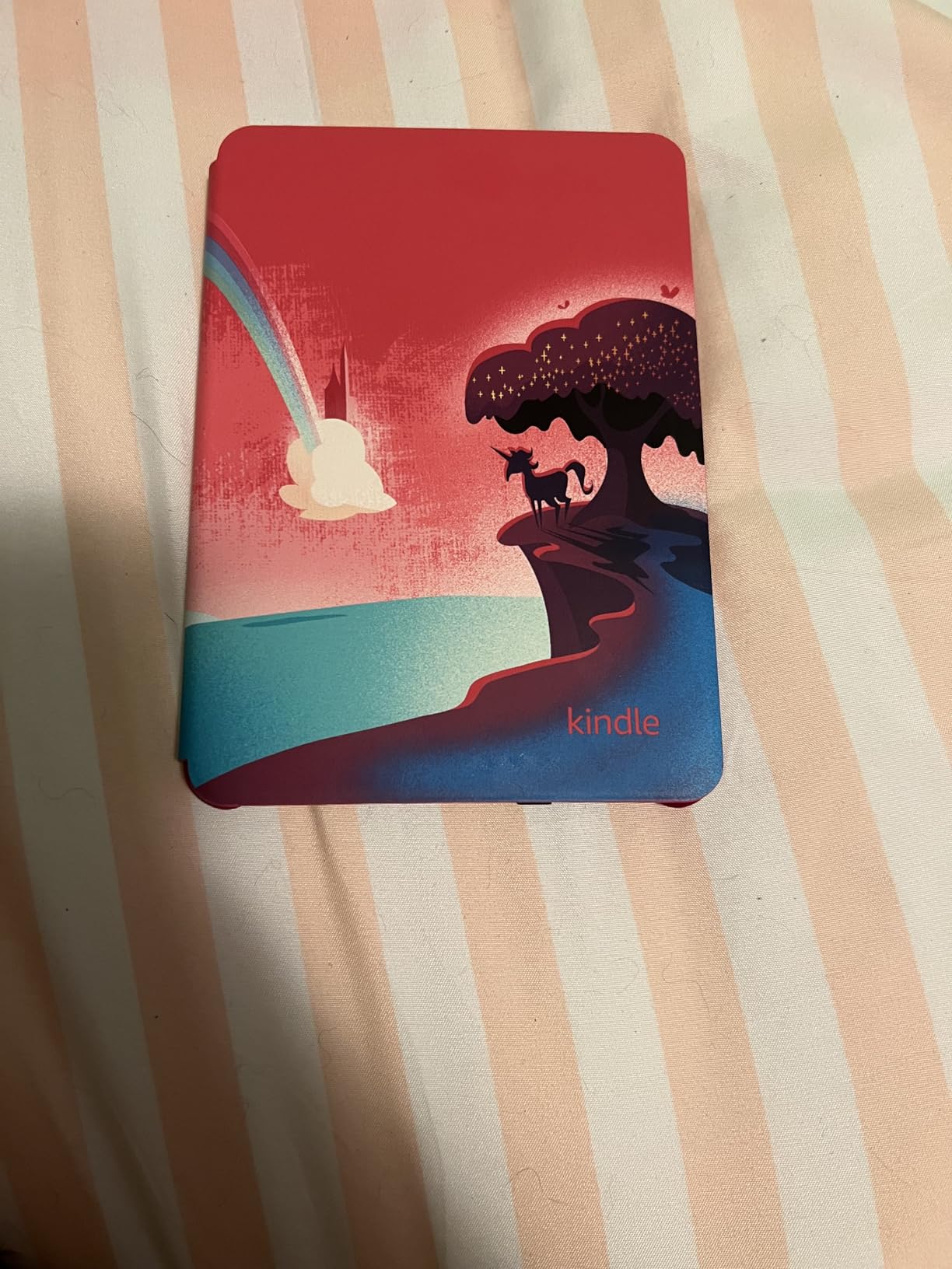 Amazon Kindle Kids 16GB (newest model) - If it breaks, we will replace it, includes ad-free books and cover, with glare-free display, faster page turns - Space Whale customer photo 1