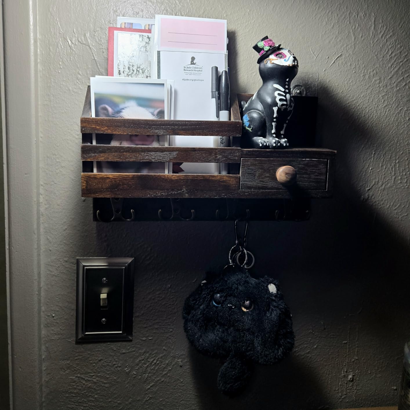 Key Holder Wall Mount, Wooden Key and Mail Organizer, Black customer photo 2