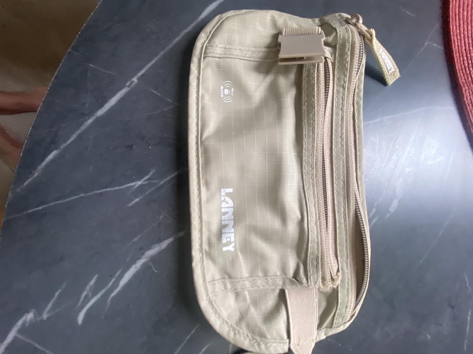 Money Belt for Travel, Slim RFID Blocking Women and Men Hidden Travel Pouch Under Clothes, Passport Holder Protect Cash, Documents, Credit Card, Bonus 2 RFID Sleeves customer photo 2