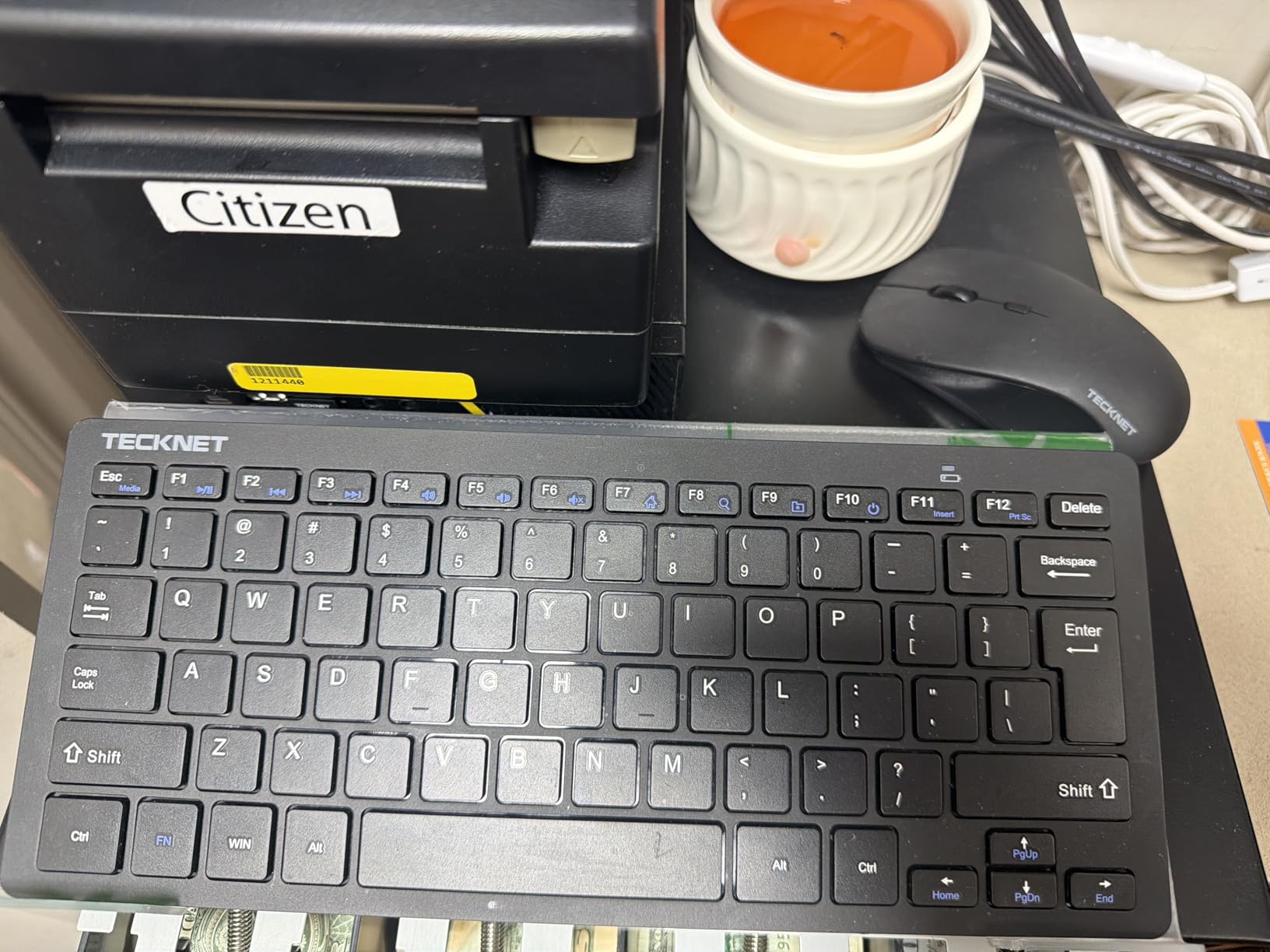TECKNET Wireless Keyboard and Mouse Combo, 2.4G Mini Cordless Computer Keyboard and Mouse Set, Silent Adjustable 1600 DPI, Quiet Click, Lag-Free for Computer, Laptop, PC, Windows, Mac, Chrome OS customer photo 2