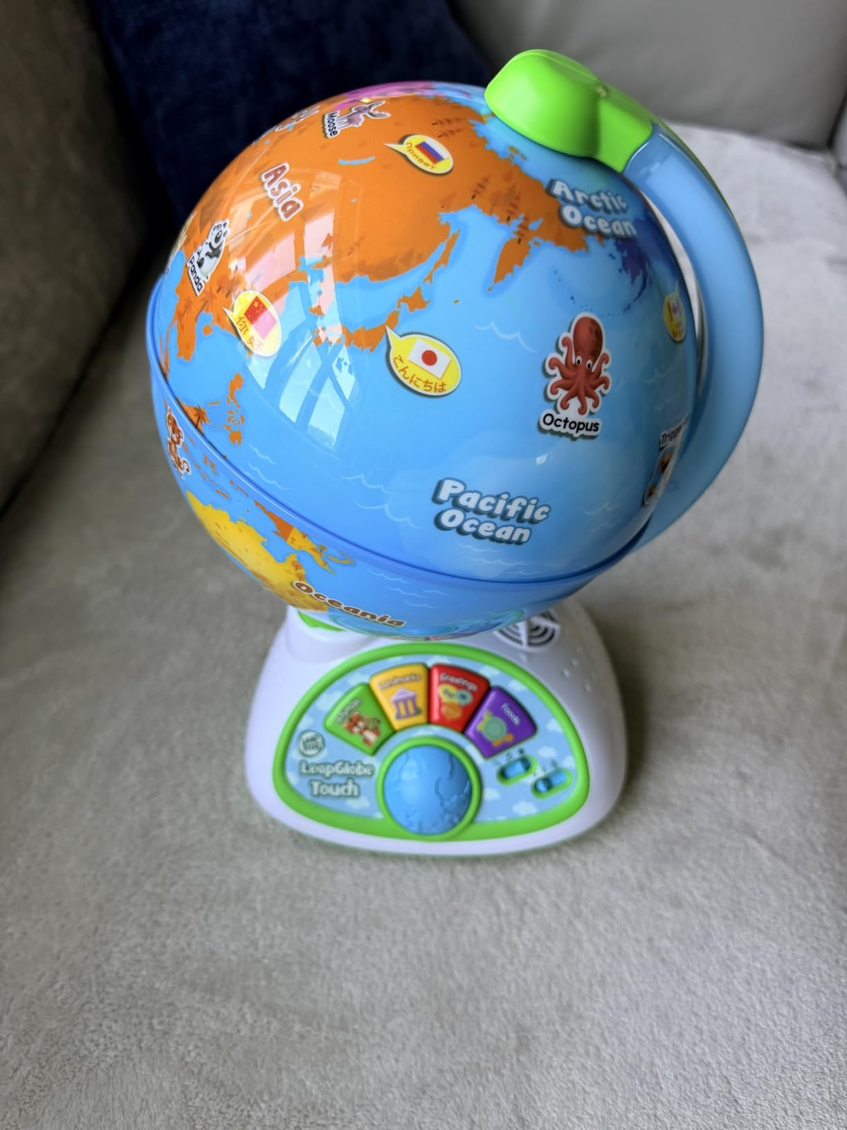 LeapFrog LeapGlobe Light-Up and Touch Interactive Electronic Globe for Kids, Exploration Toy for Ages 3 and Up customer photo 1