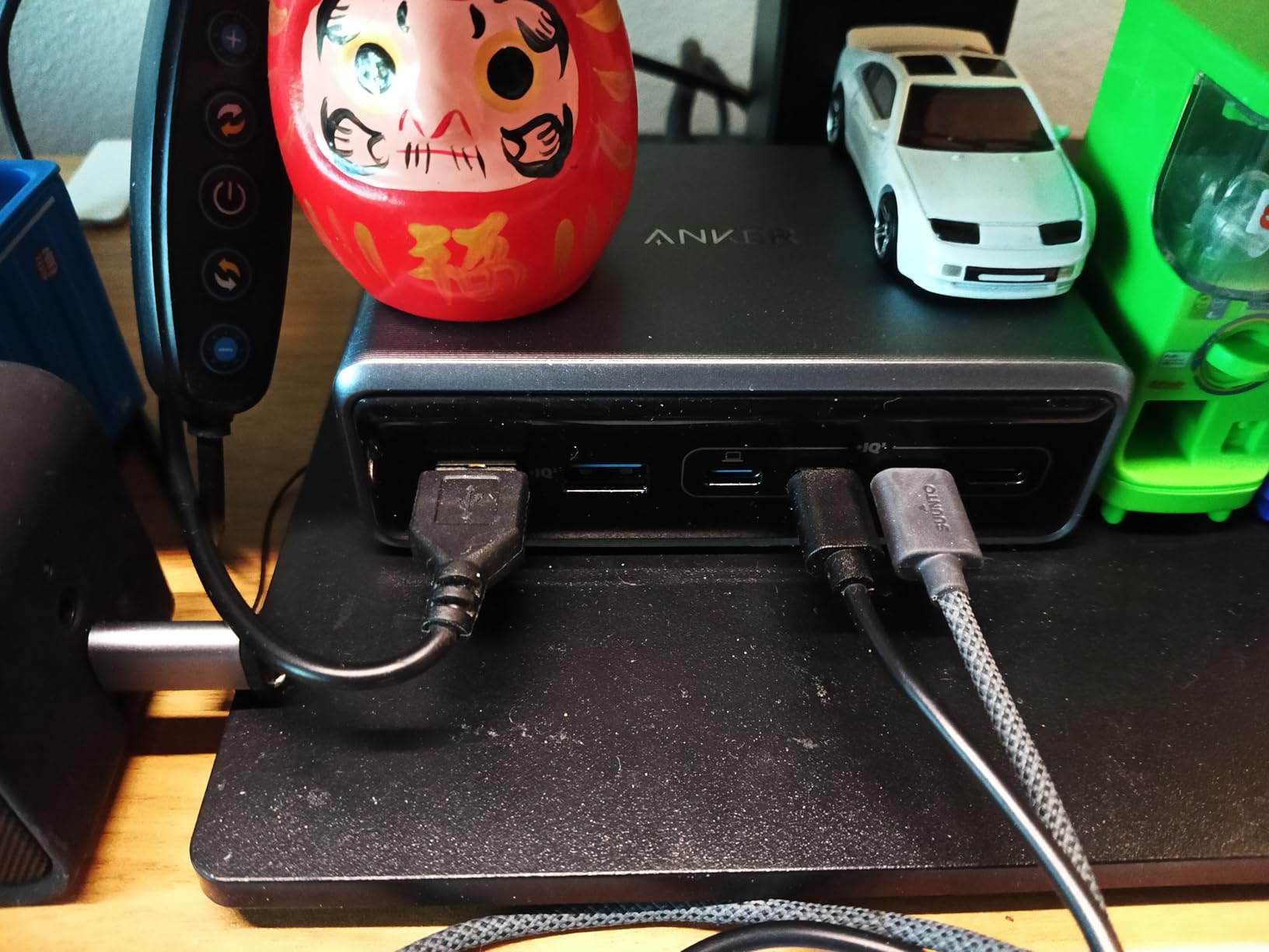 Anker Prime Charging Station, 200W 6-Port GaN Desktop Charger customer photo 1
