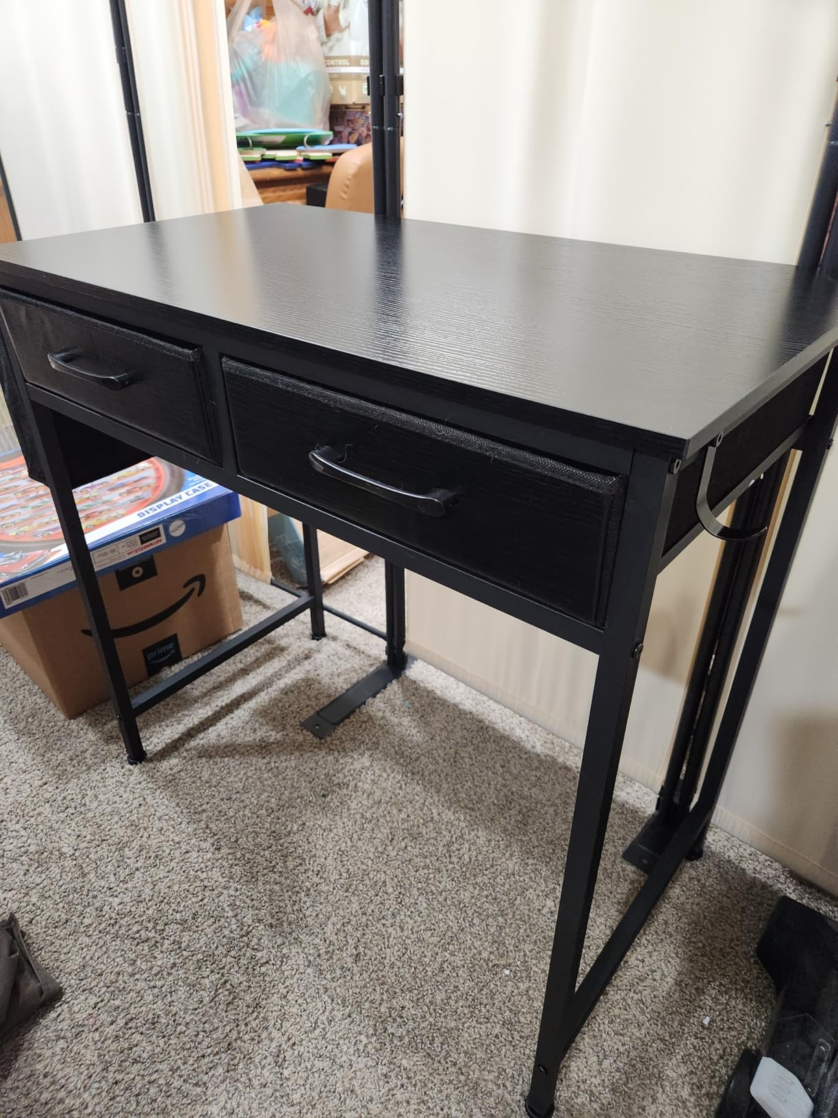 DLisiting 32 Inch Small Desk with Drawers, Black customer photo 2