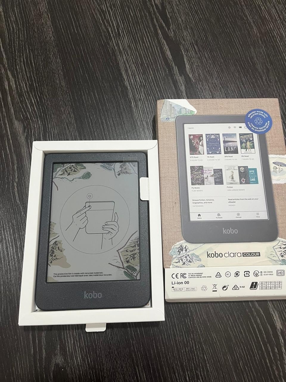 Kobo Clara Colour | eReader | 6” Glare-Free Colour E Ink Display | Dark Mode Option | Waterproof | Audiobooks | 16GB of Storage | Black customer photo 2